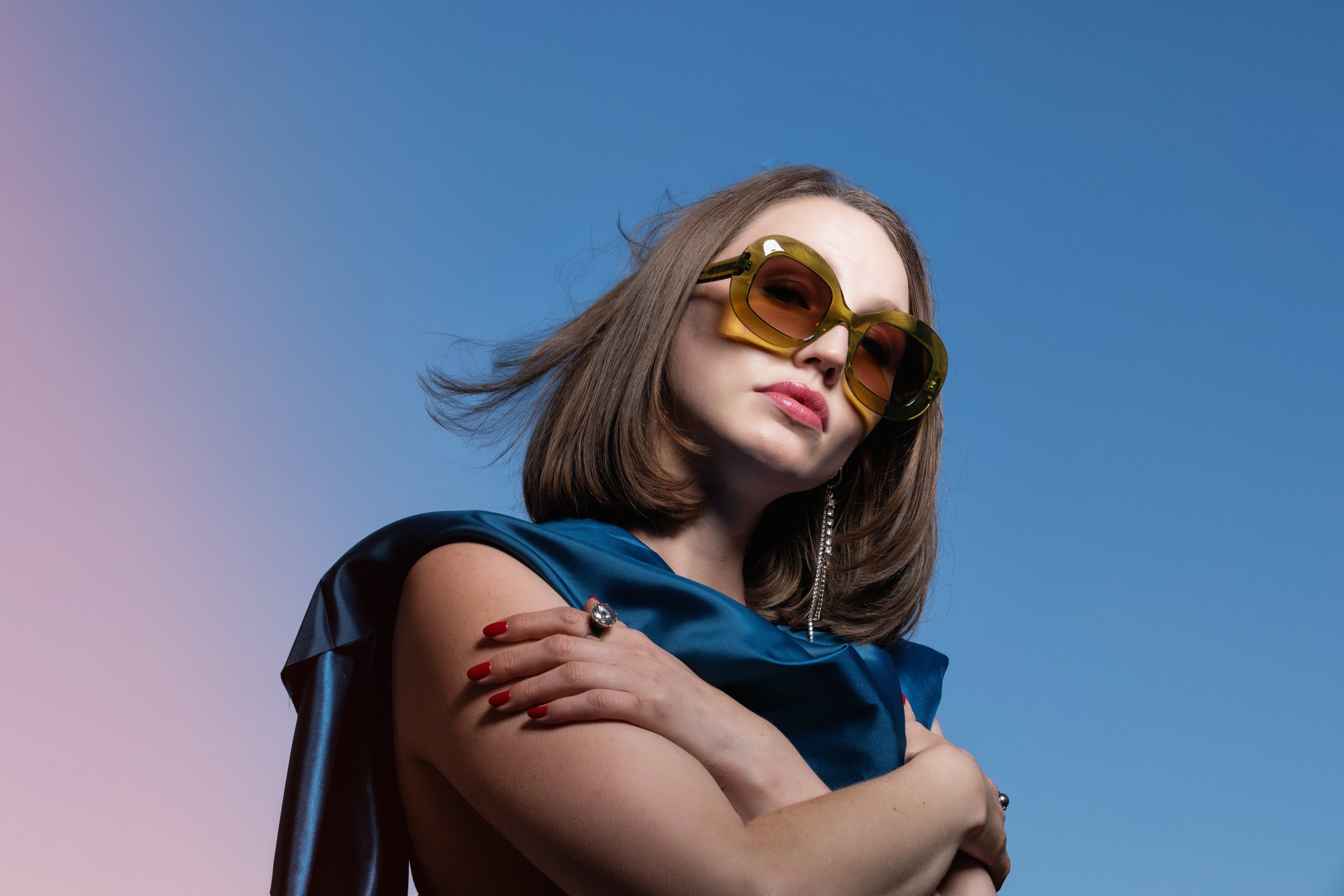 Discernment in Sky or Olive sunglasses