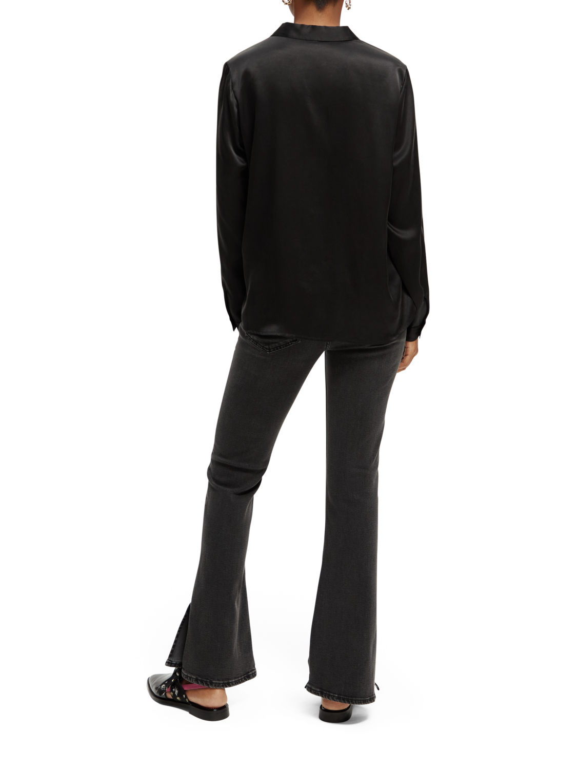 Silke Flower Shirt in Black or Hot Pink