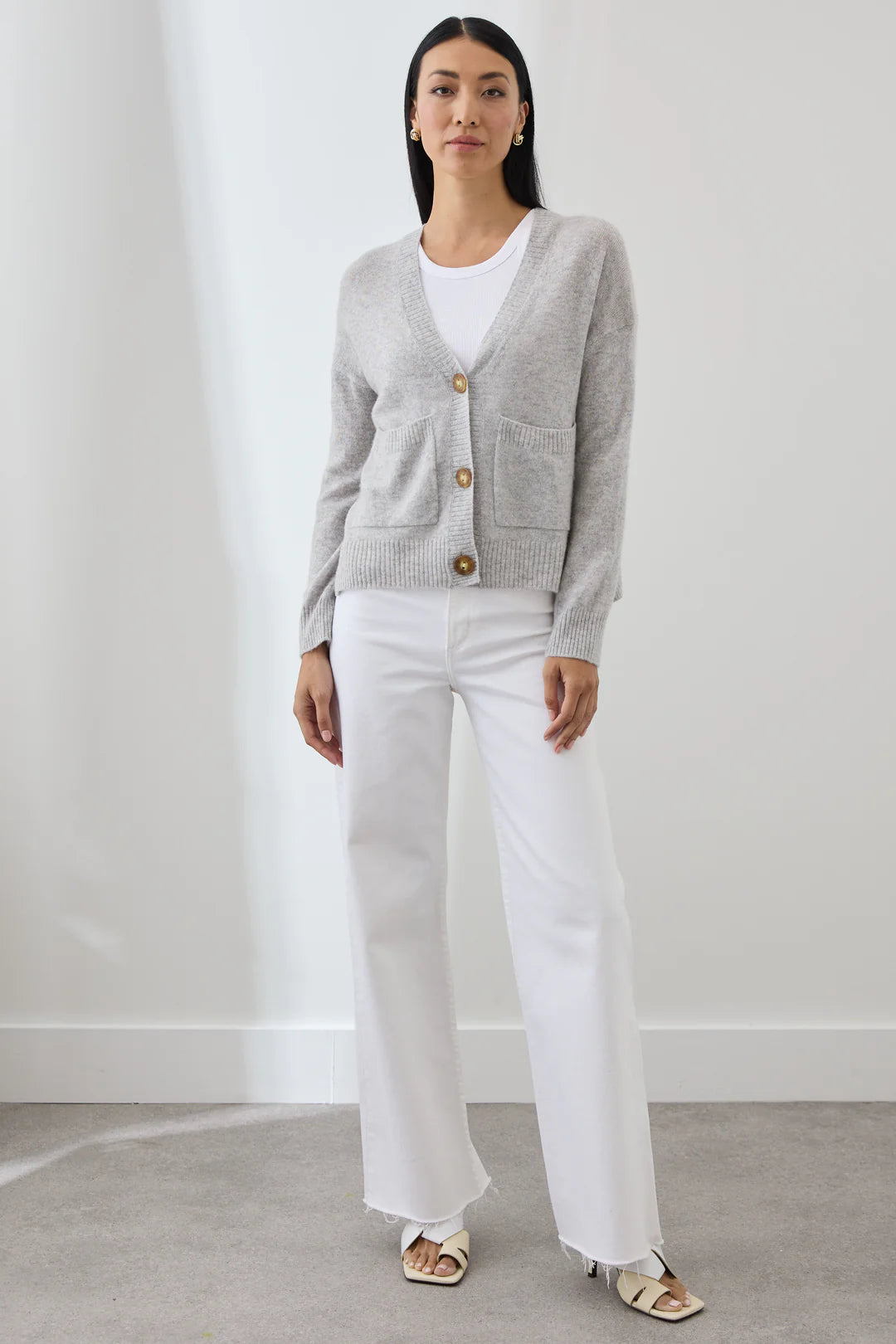 Evie Cardi in Foggy