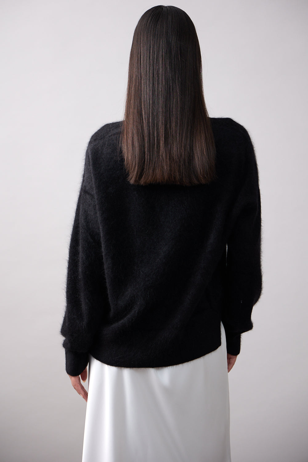 Cyra Crew Cashmere Sweater