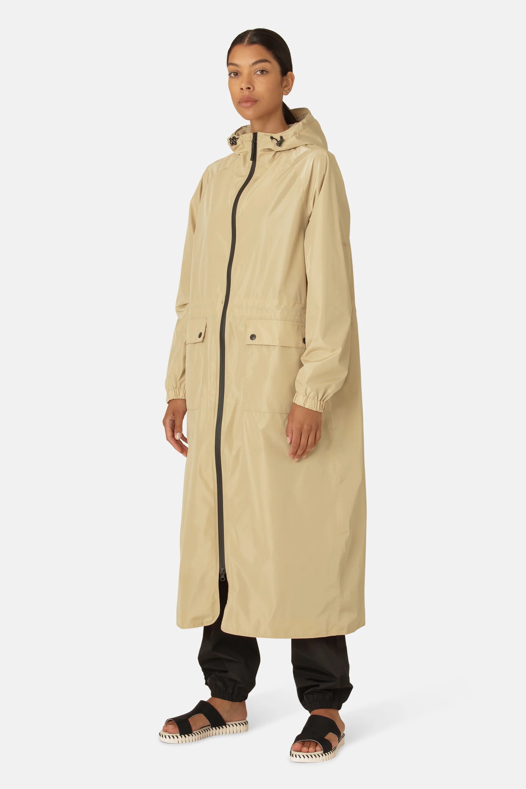 Raincoat in Beige