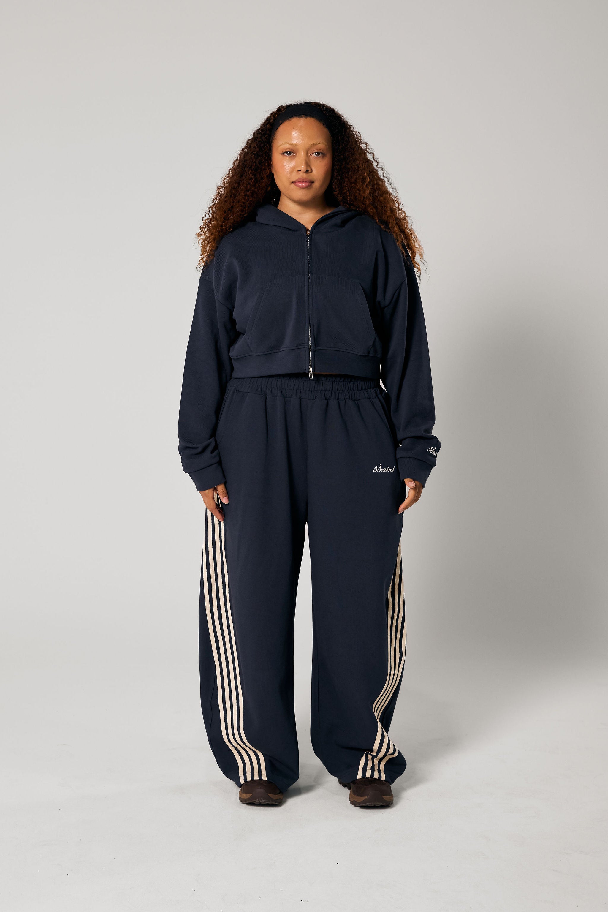 SŚAINT Cropped Hood Navy