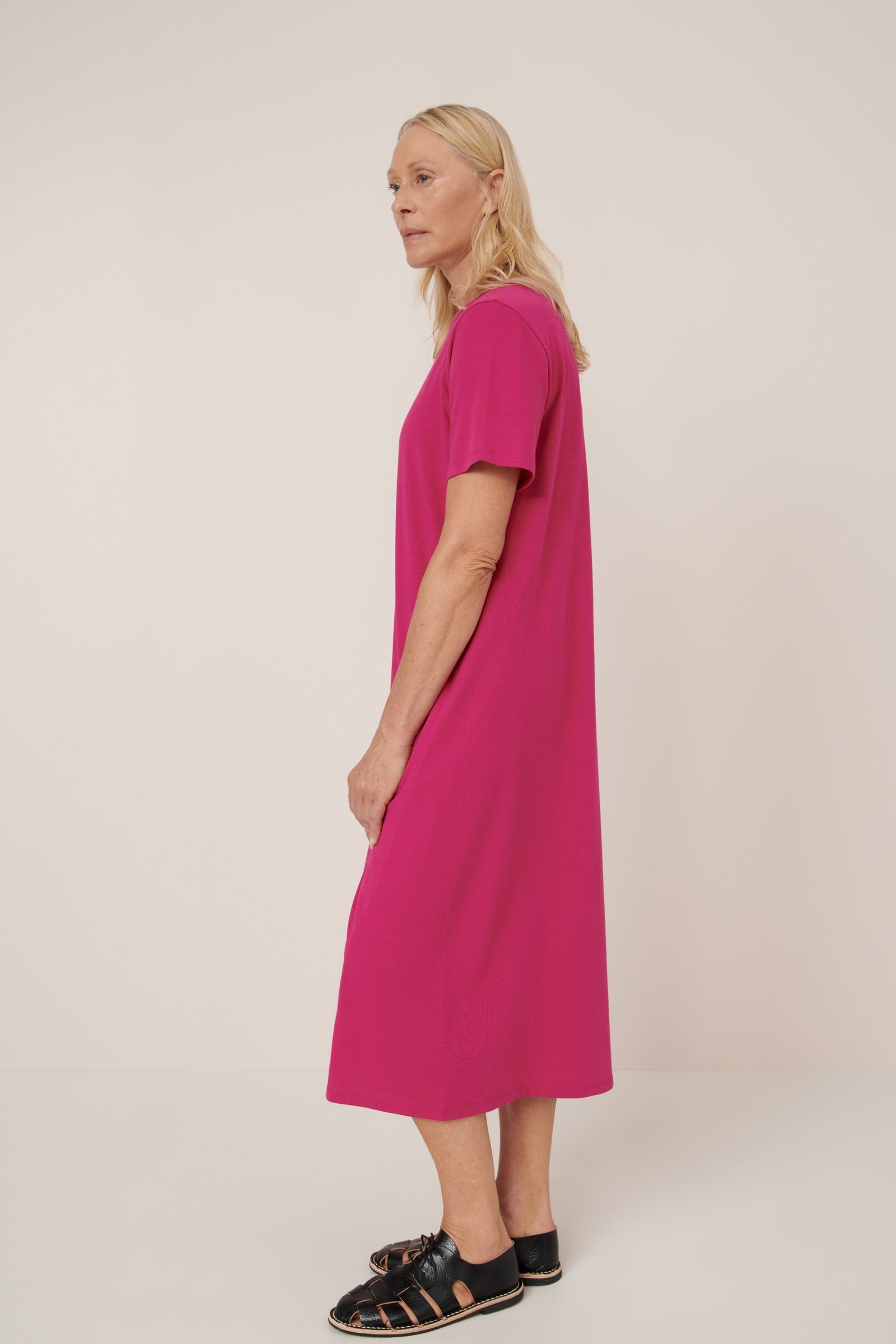 Light Tee Dress Magenta