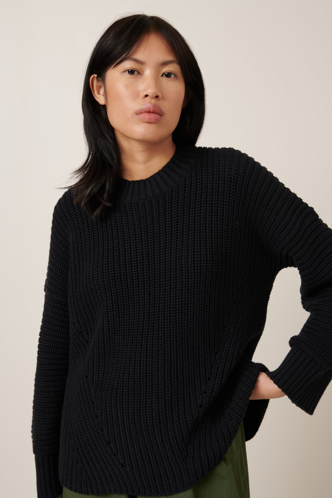 Outline Jumper Black Kowtow