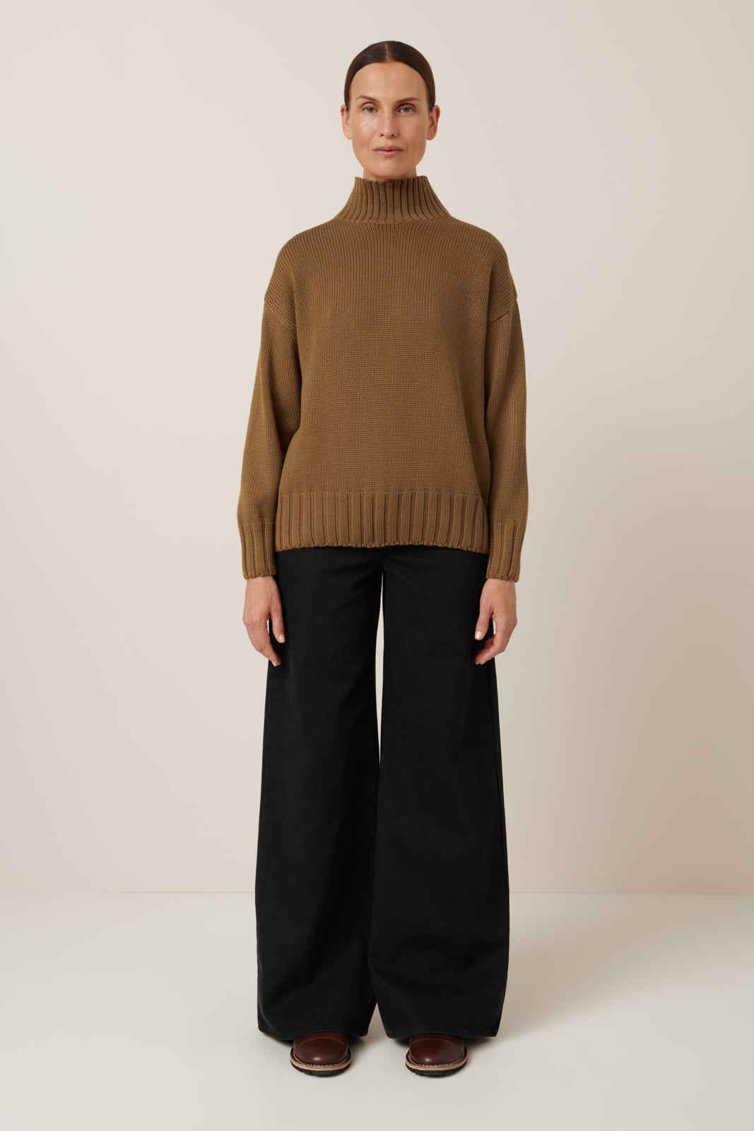 Staple Sweater Dark Spice Kowtow