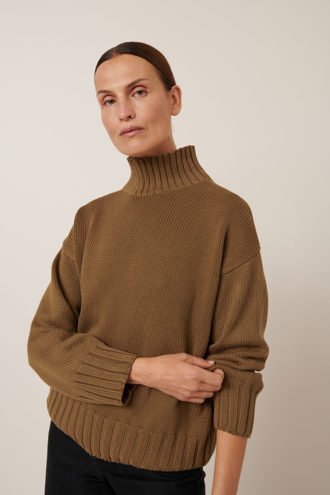 Staple Sweater Dark Spice Kowtow