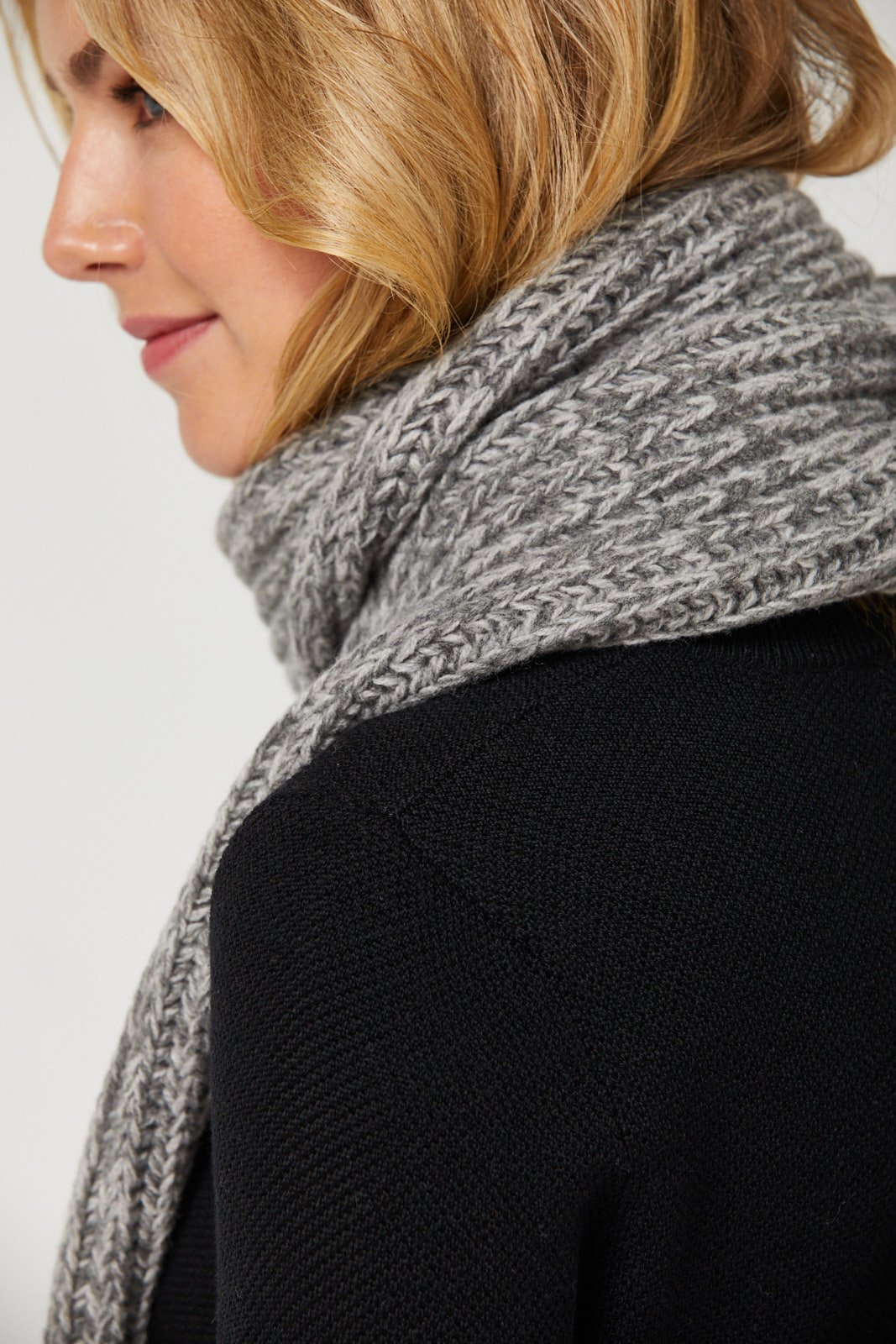 Chunky Rib Merino Scarf in Grey Marle