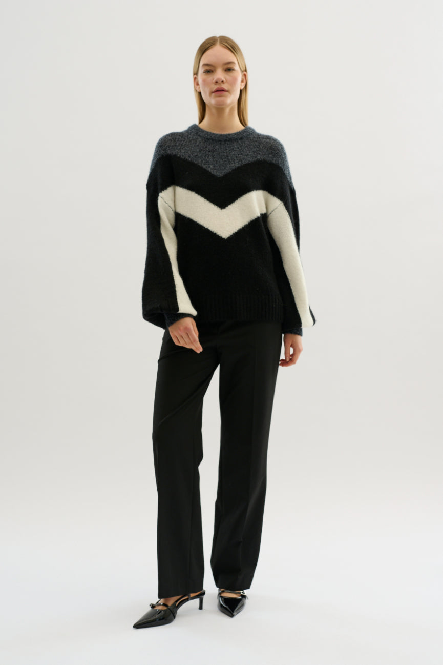 Suleima O'Neck Knit