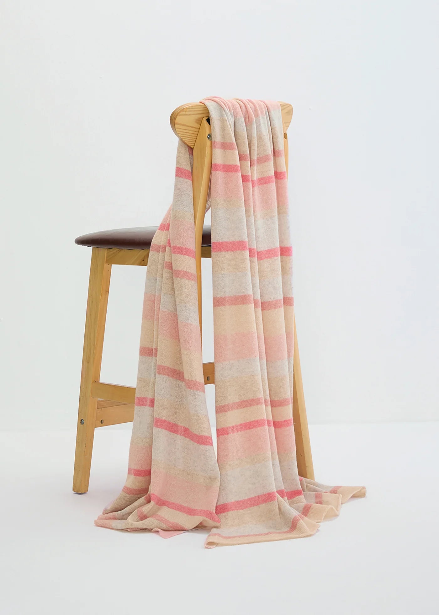 Featherweight Striped Travel Blanket  ALEGER
