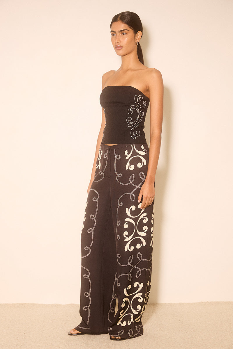 Zahra Embroidered Top Mon Renn