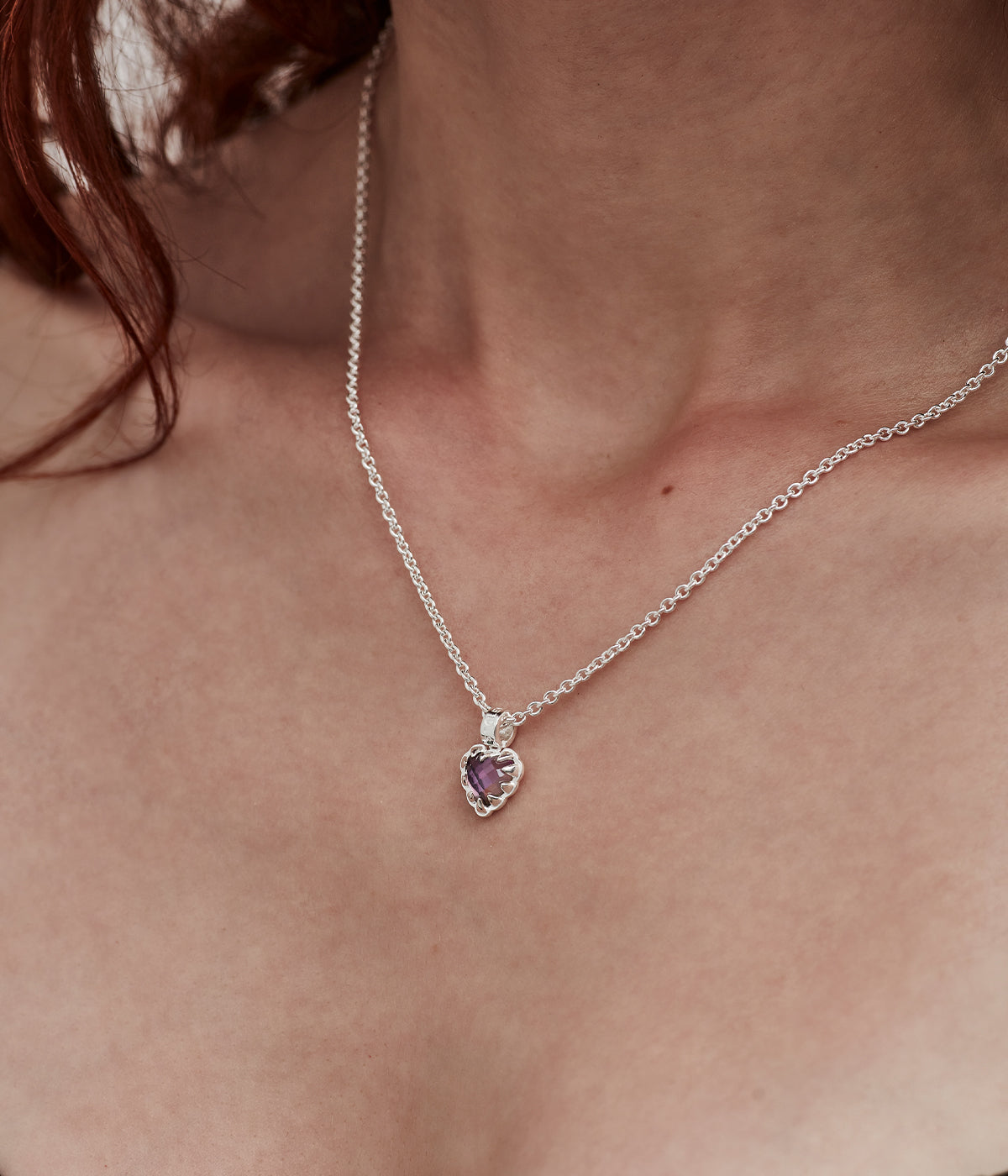 Mini Love Claw Necklace Mystic Quartz