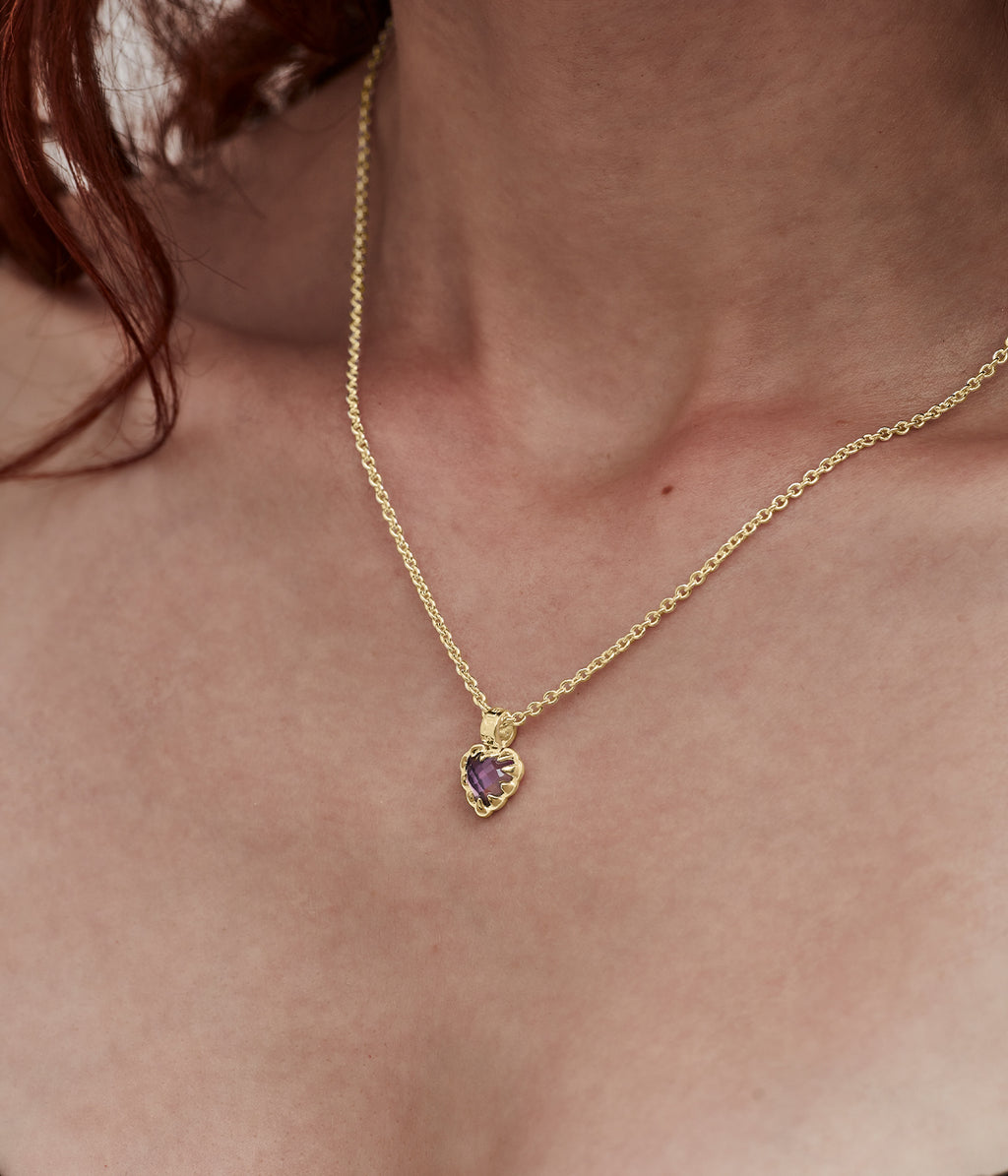 Mini Love Claw Necklace Mystic Quartz