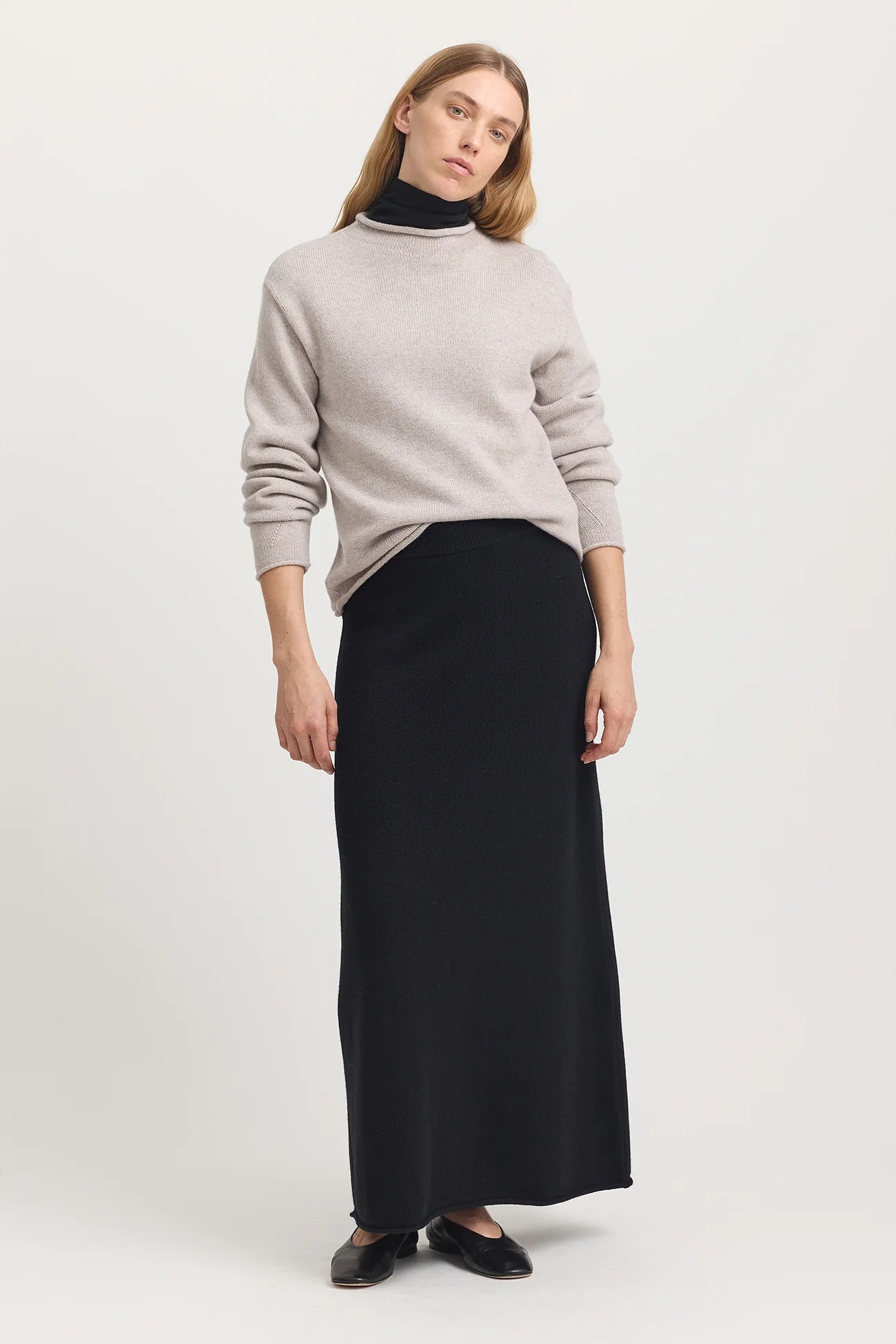 Relaxed Fit Mock Neck in Light Oak