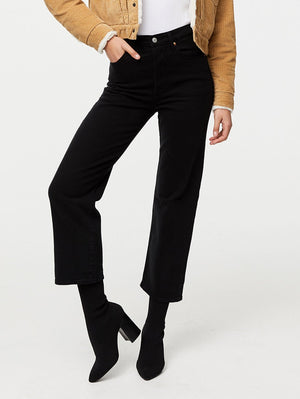 Ribcage Straight Ankle Jeans in Black Sprout