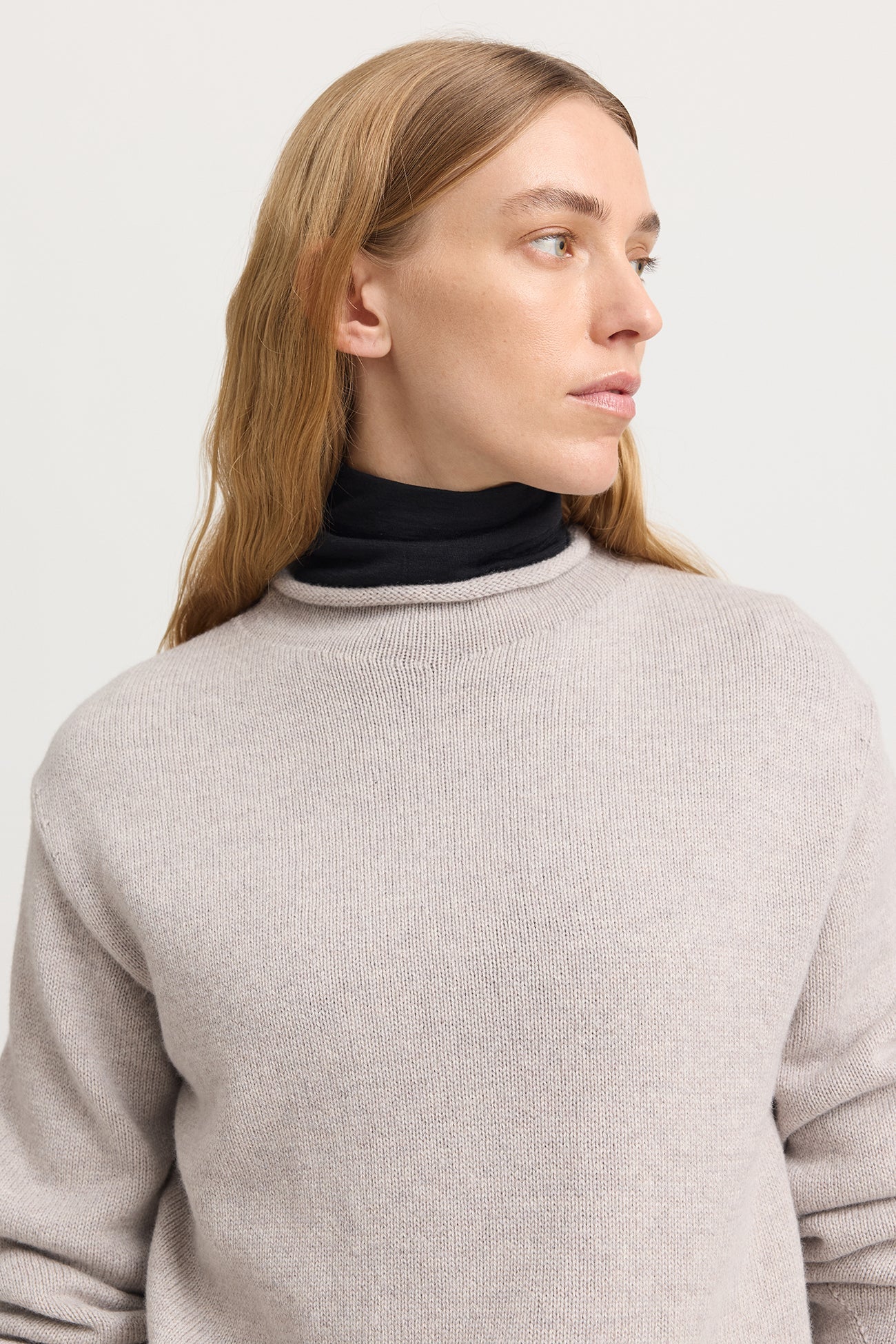 Relaxed Fit Mock Neck in Light Oak