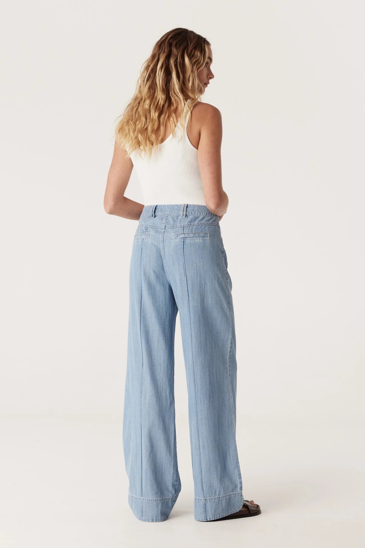 Ellie Pant in Chambray