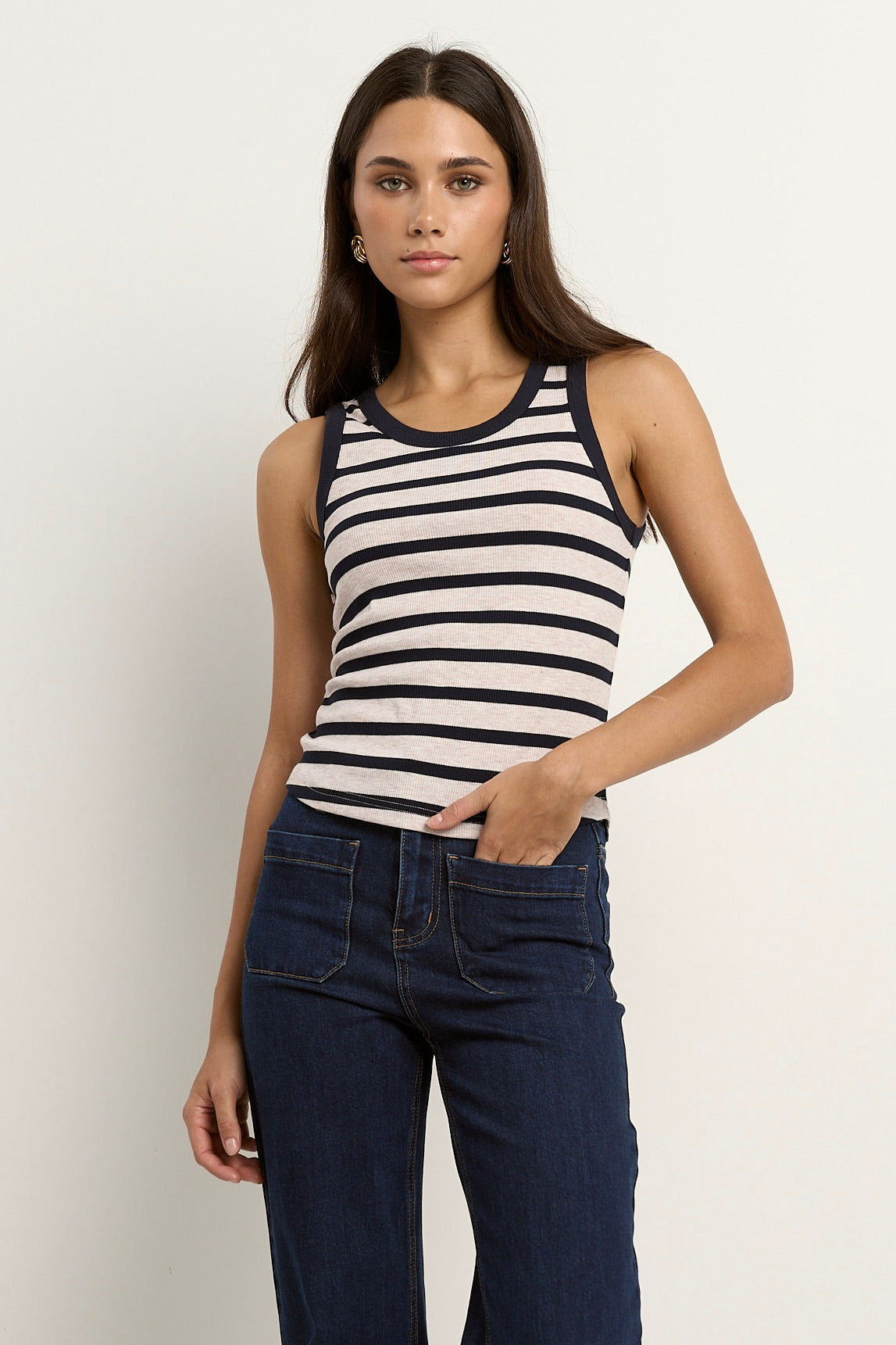 Cobble stripe cutaway tank
