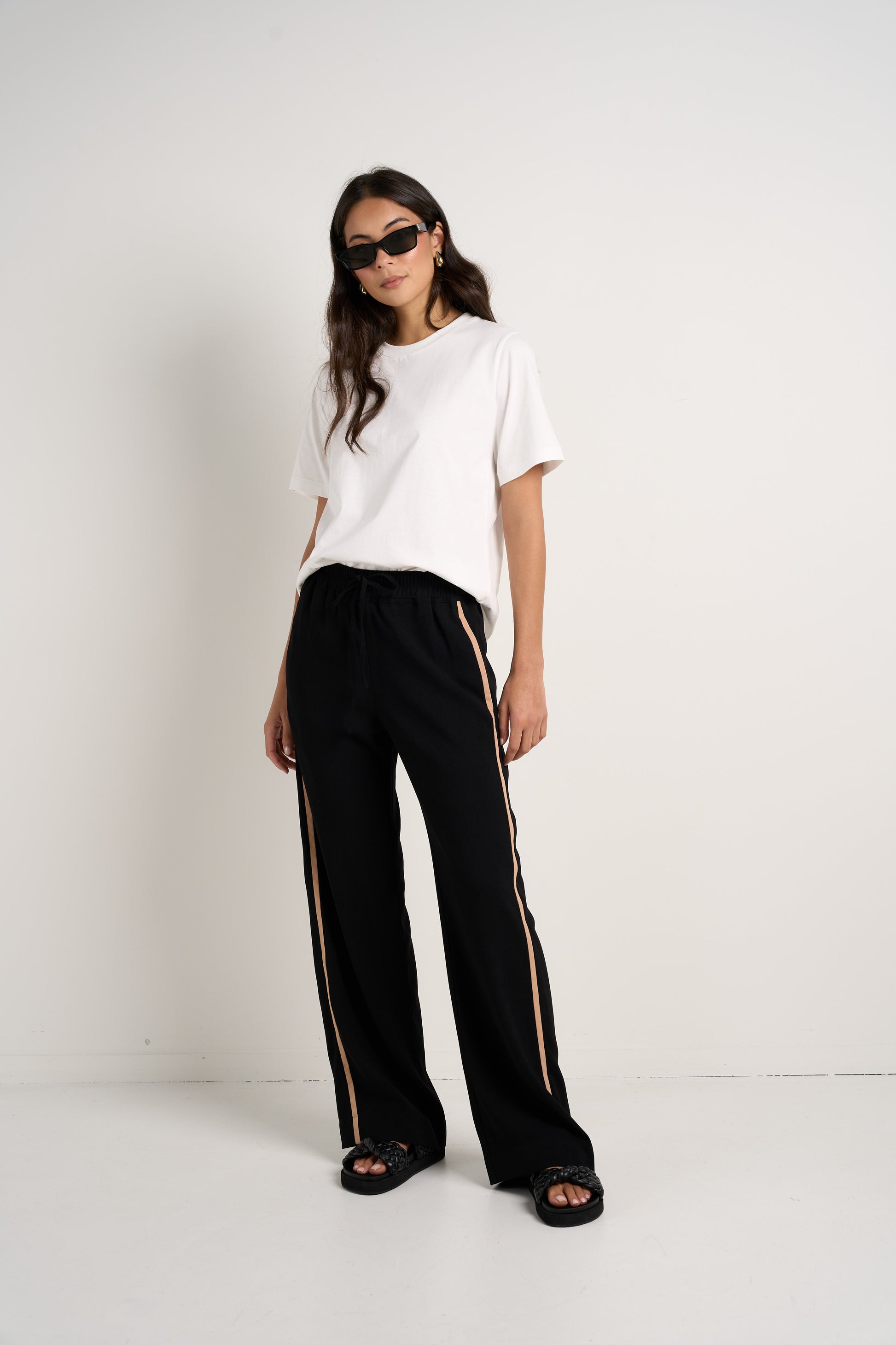 Confidant Black Side Stripe Crepe Wide Pants