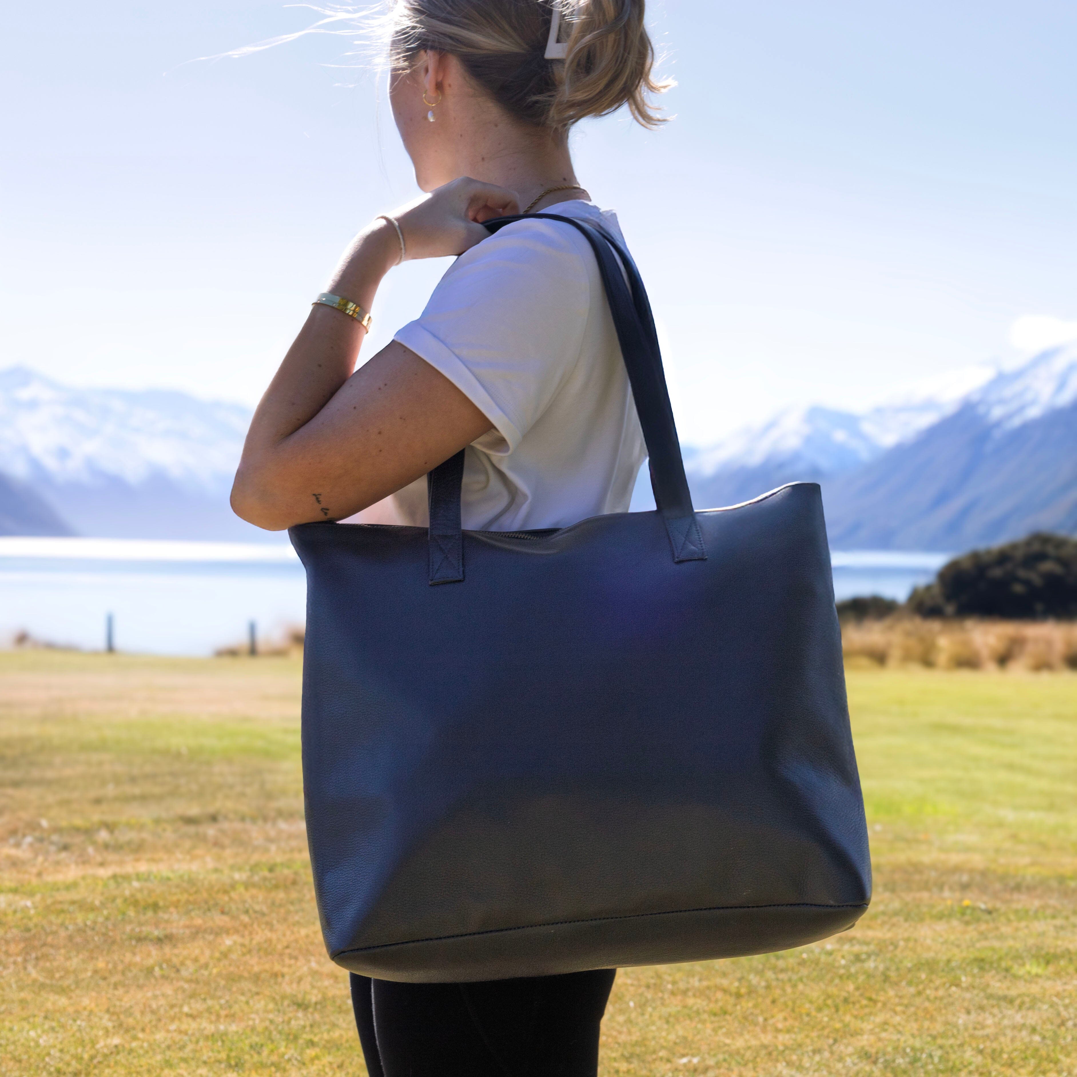 Furmoo Oversized Leather tote