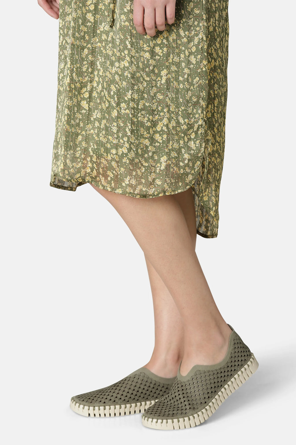 Tulip Shoes in Latte or Army