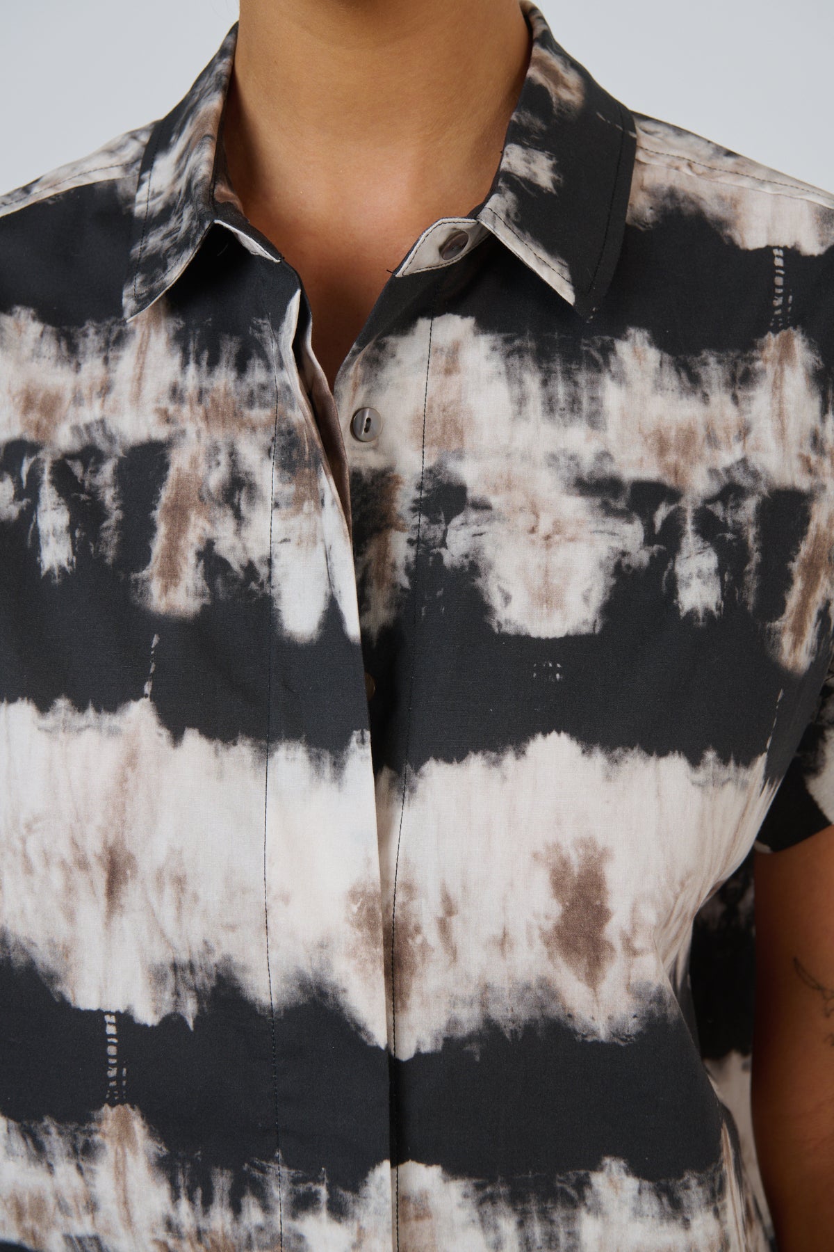 GA533 Poplin Top Eruption - Naturals