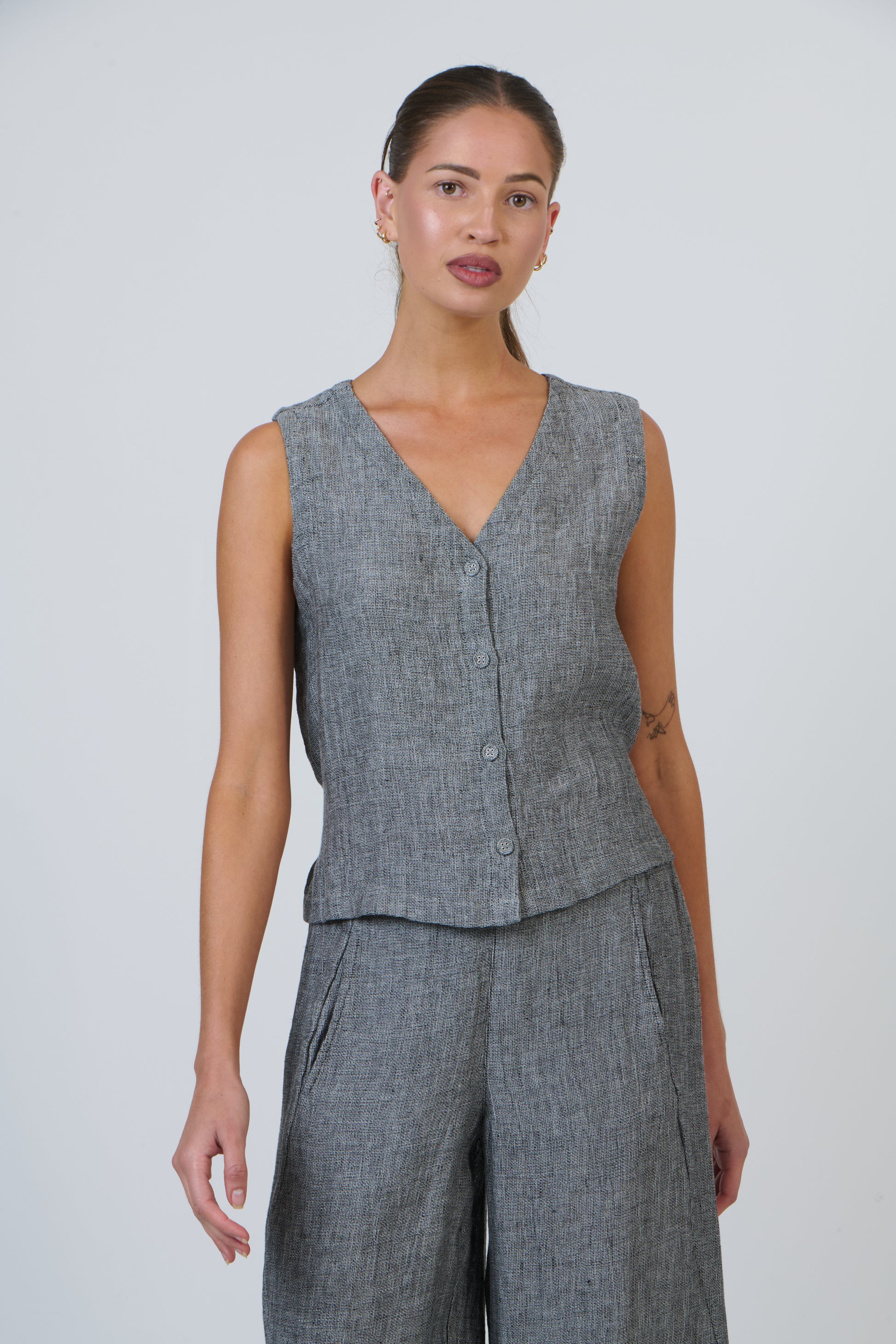 GA580  Linen Vest Naturals