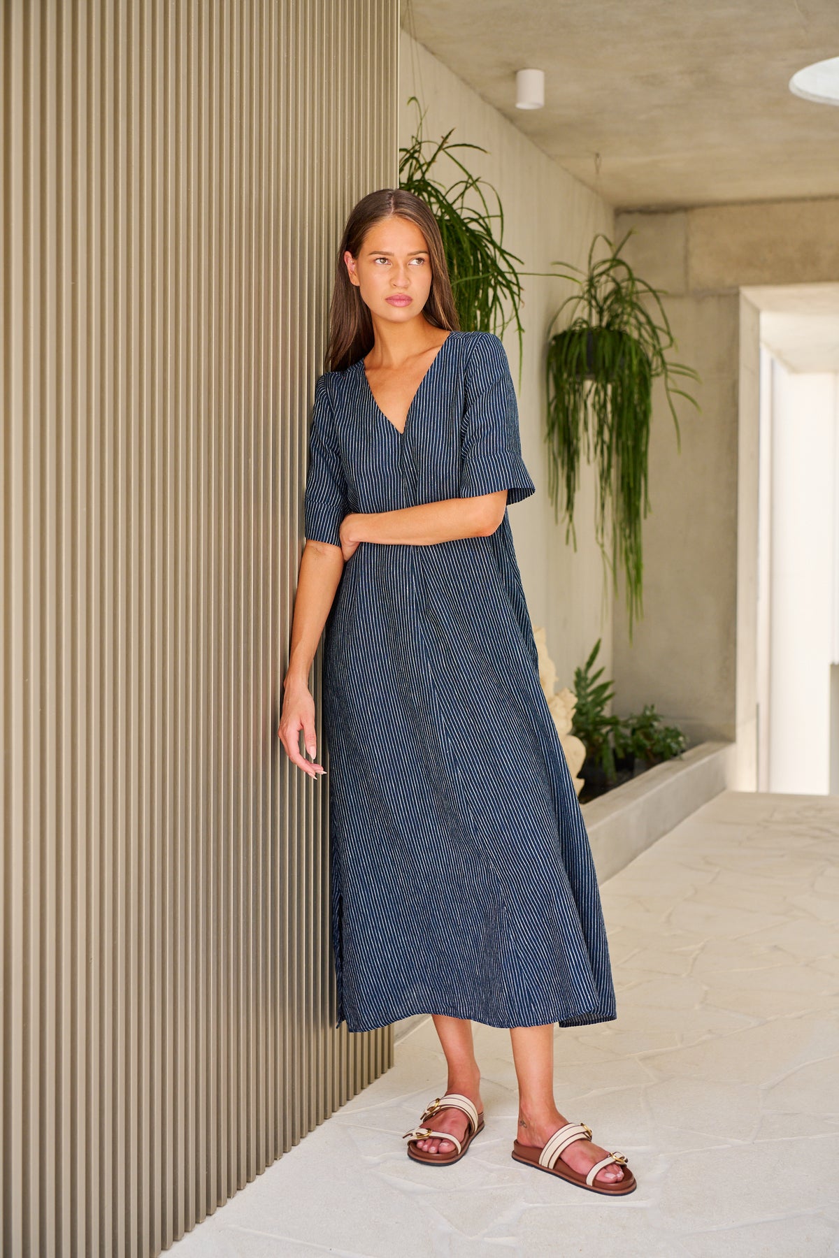 GA707 Linen Dress streamline - Naturals