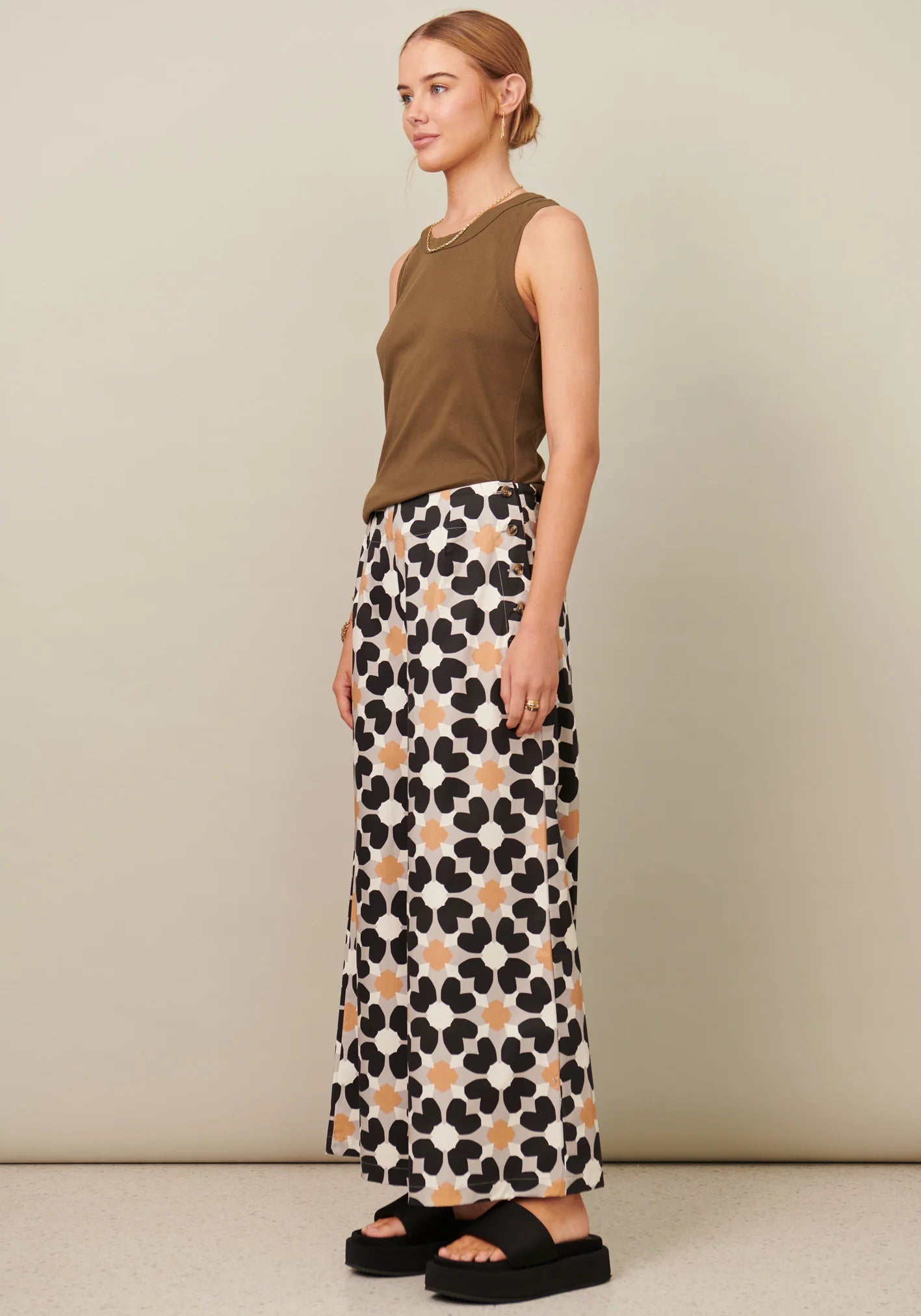 Layla Tank in Ink or Khaki