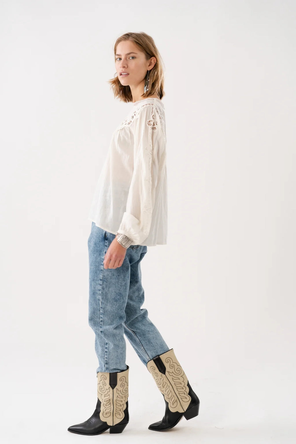 May Blouse in Creme