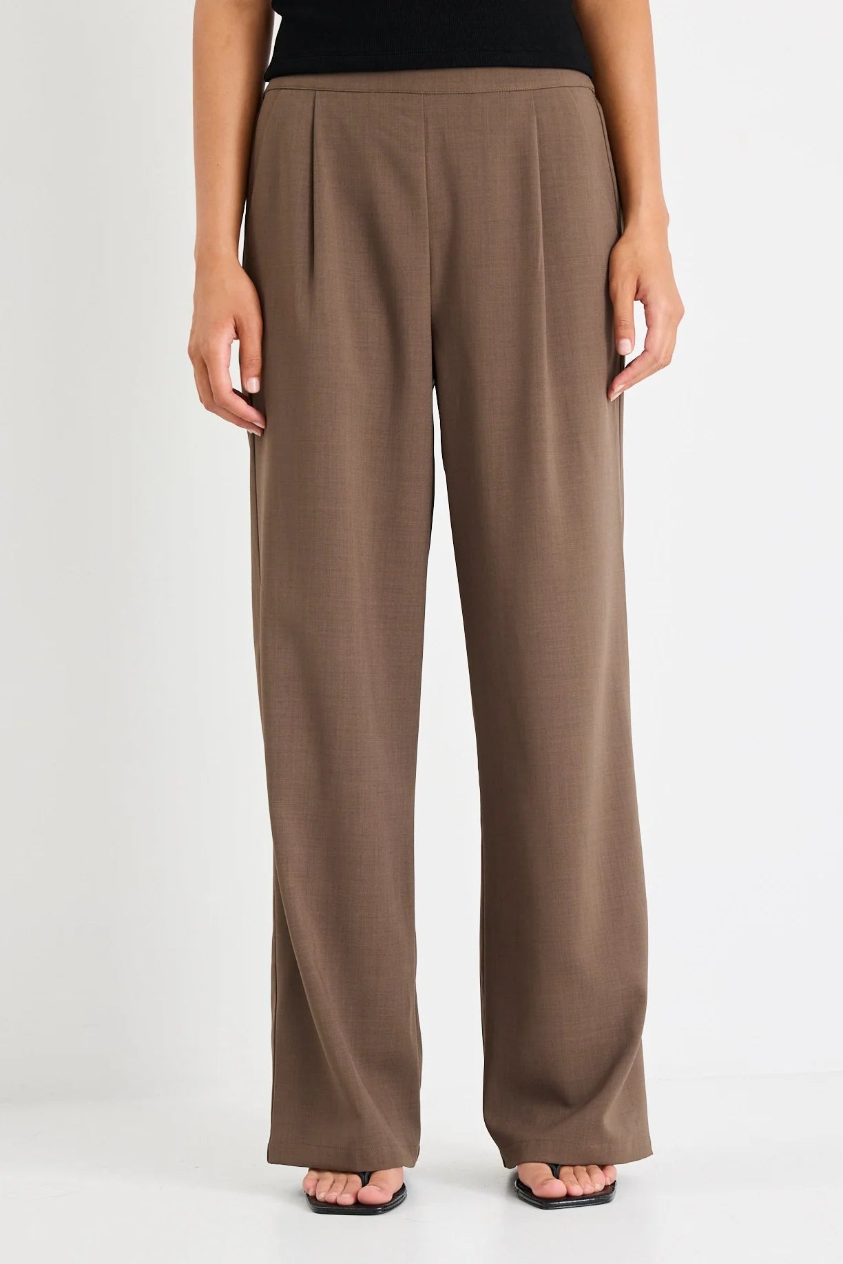 Instinctive Chocolate Twill Wideleg Pant