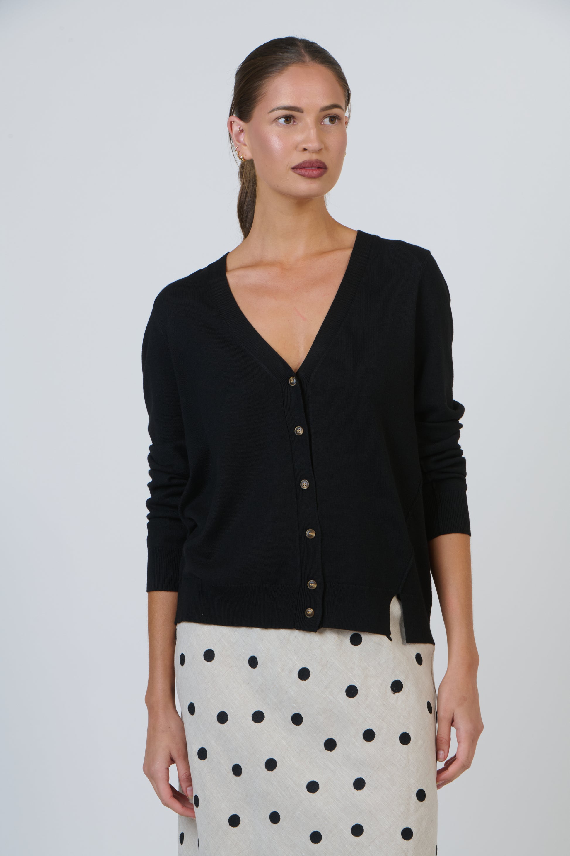 OJW37 Cardi