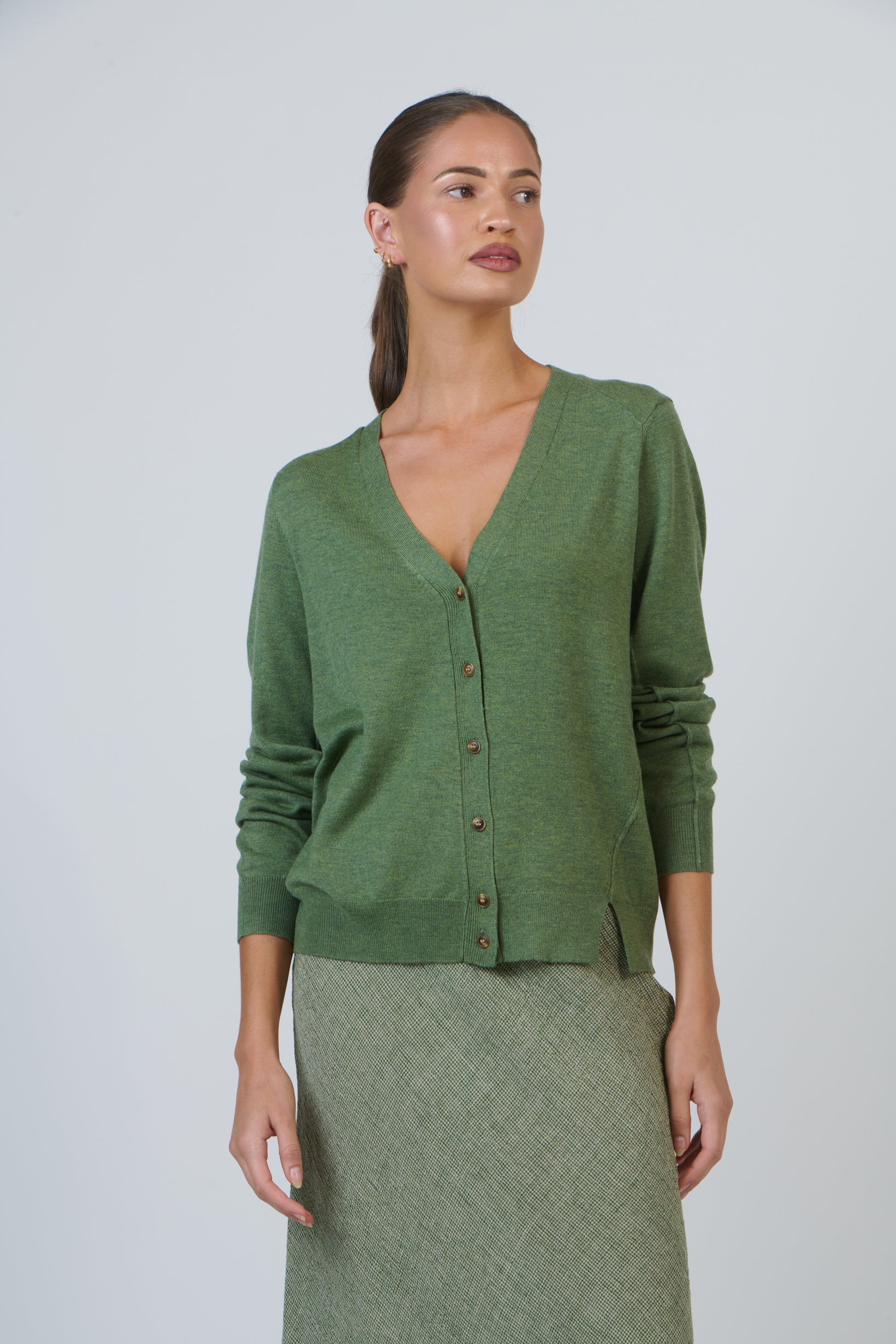 OJW37 Cardi