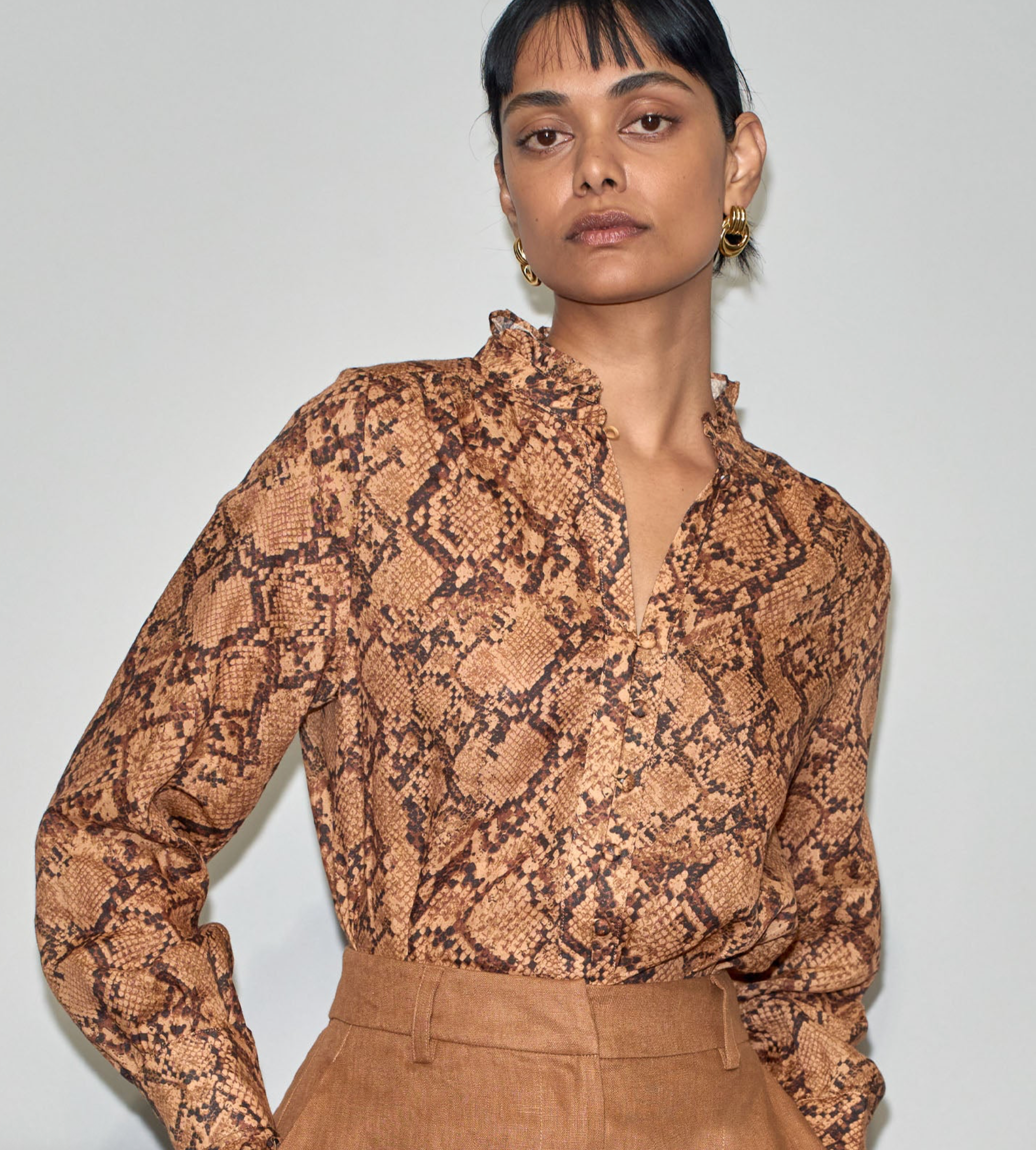 Stir Top Zoe Kratzmann Python