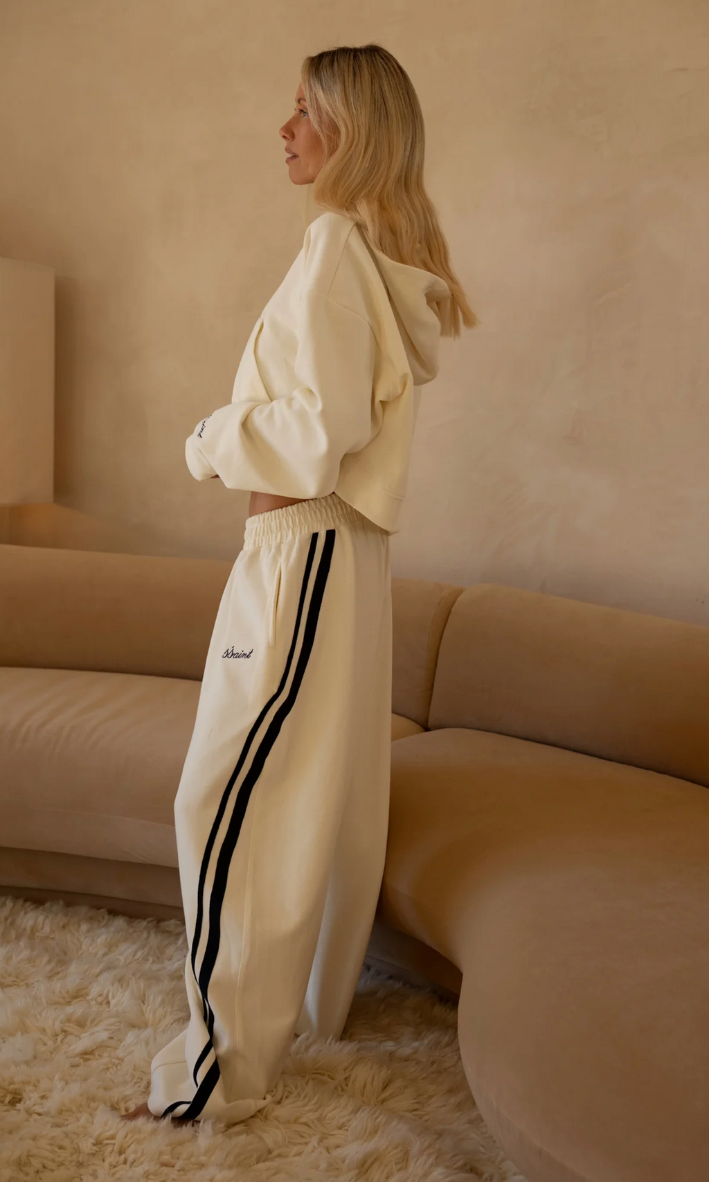 SŚAINT Barrel Trackpant - Butter/Navy