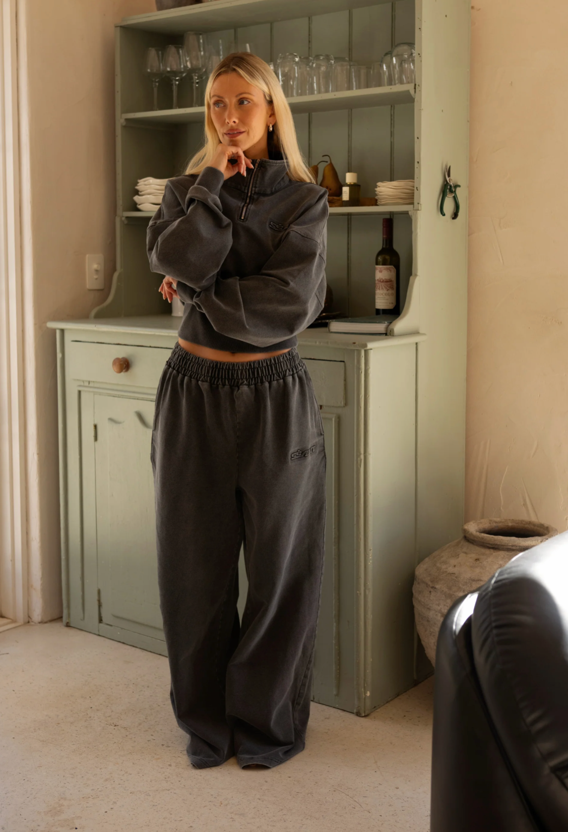 SŚAINT Acid Wash Trackpant