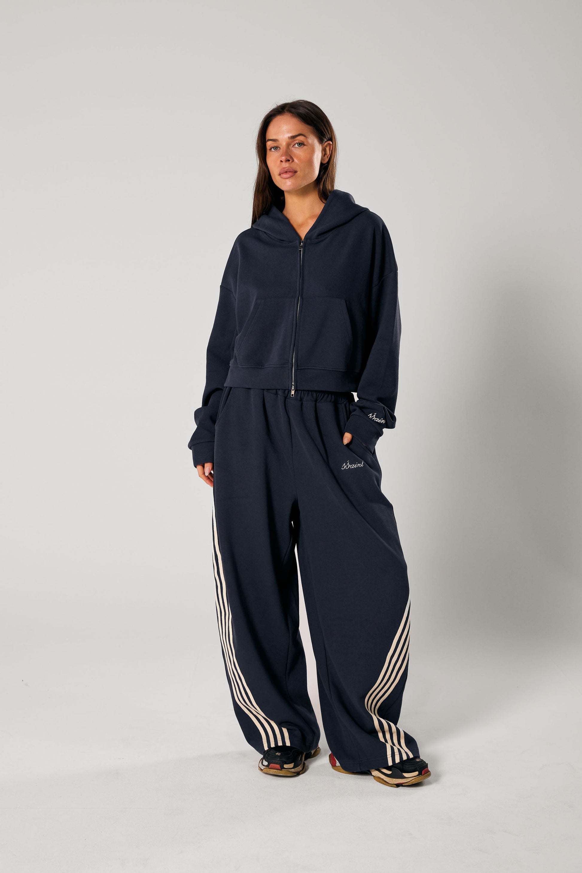 SŚAINT Cropped Hood Navy