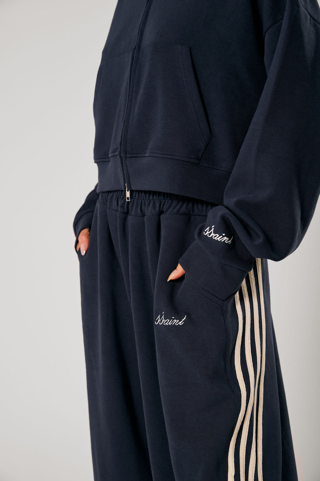 SŚAINT Barrel Pants Navy