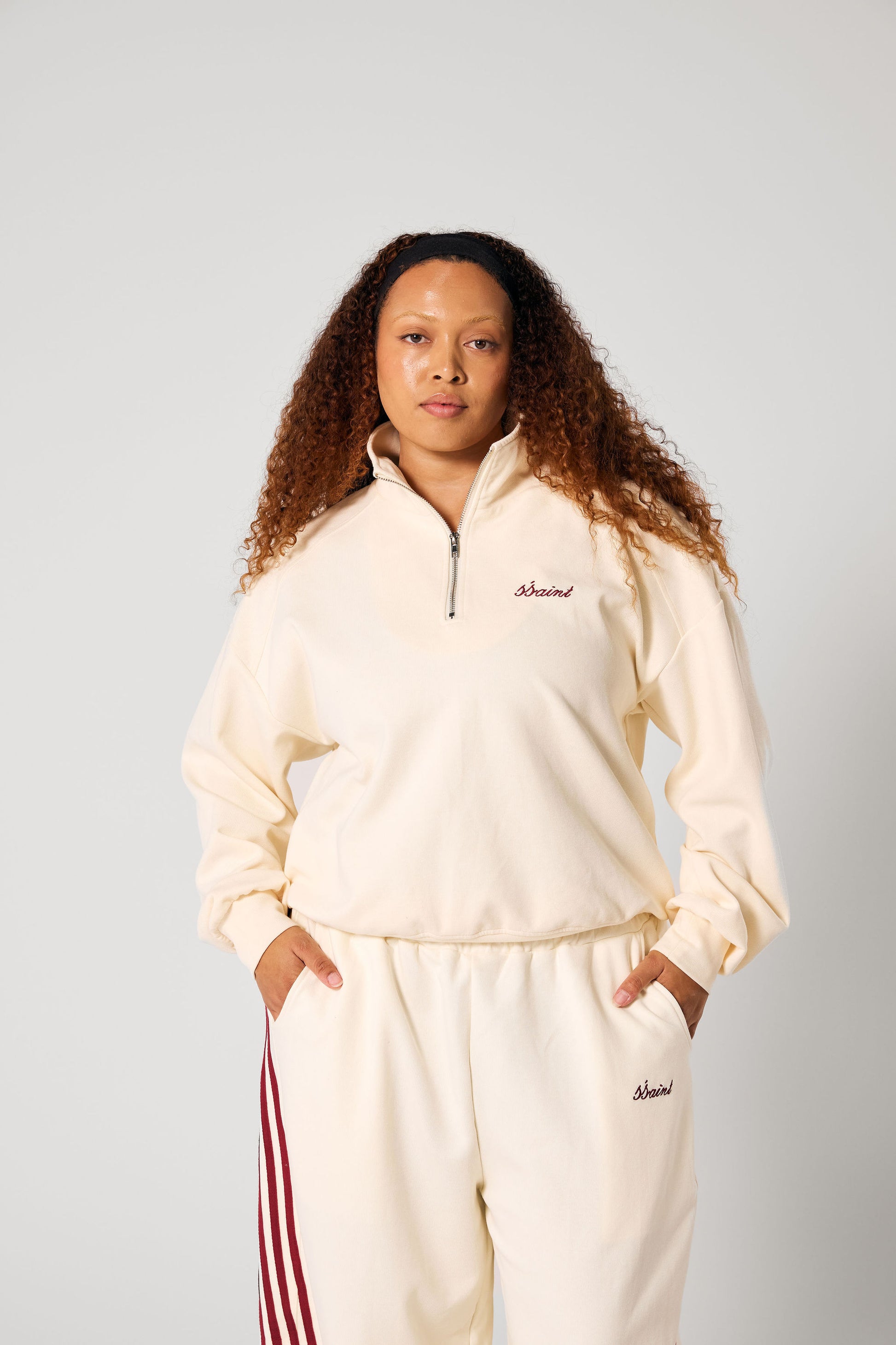 SŚAINT Cropped Hood Butter