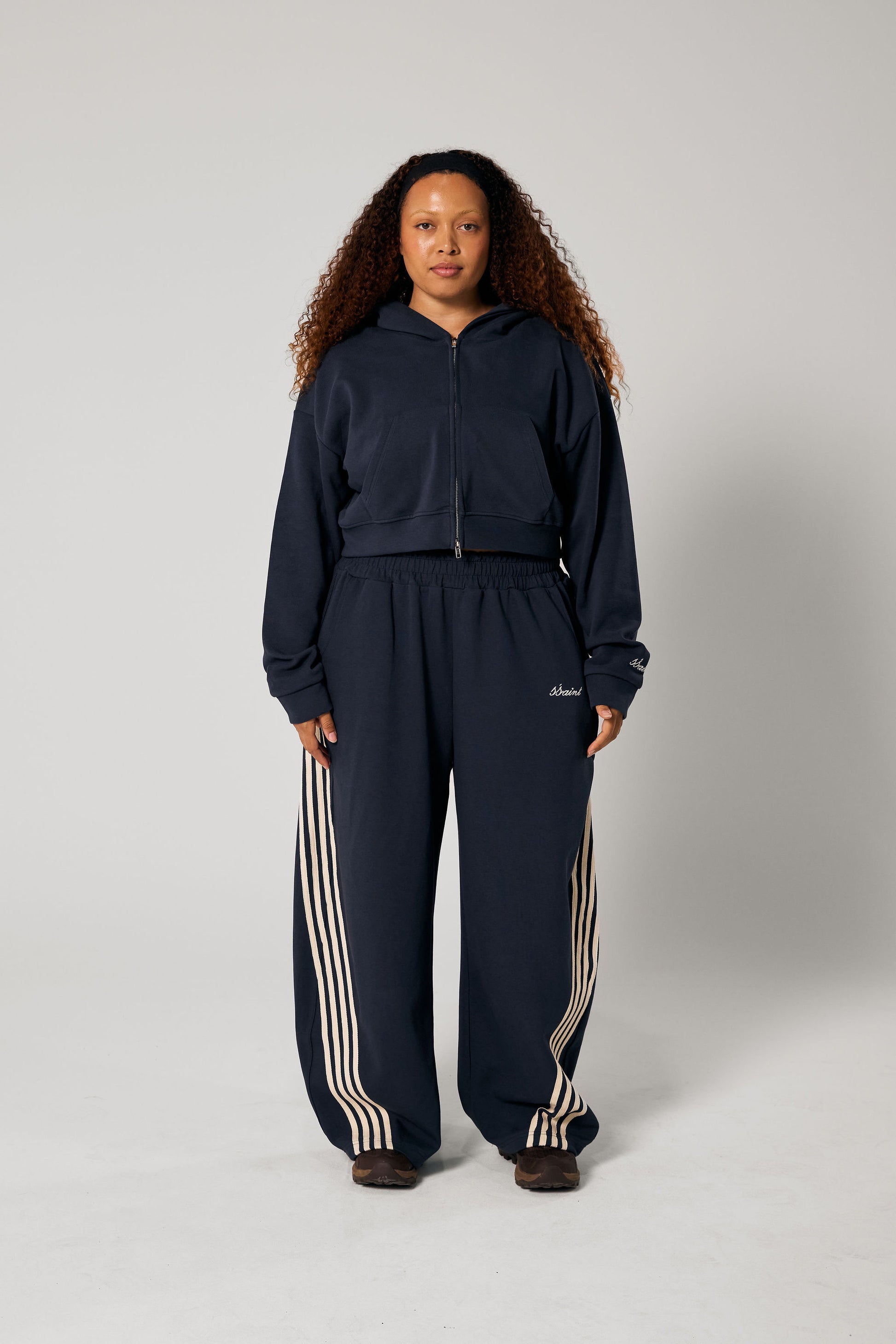 SŚAINT Cropped Hood Navy