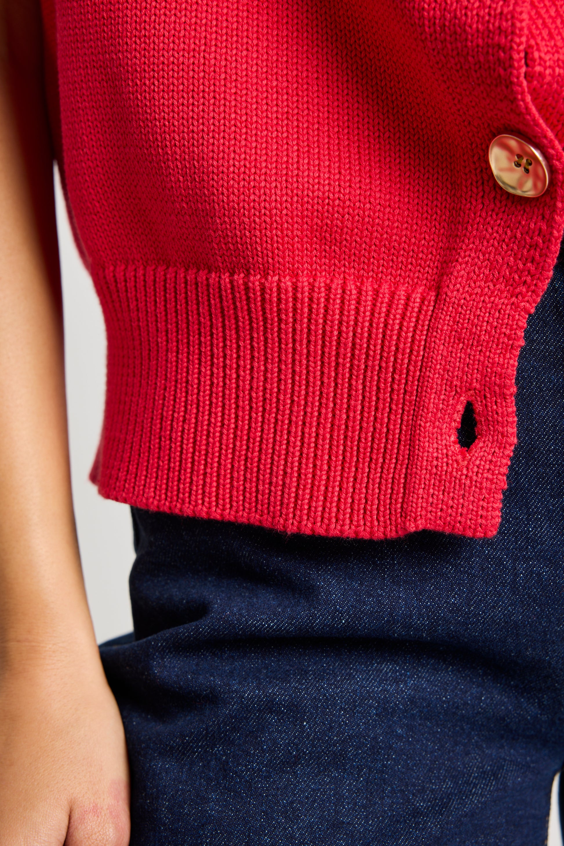 Trait Cherry Crewneck Knitted Vest Top