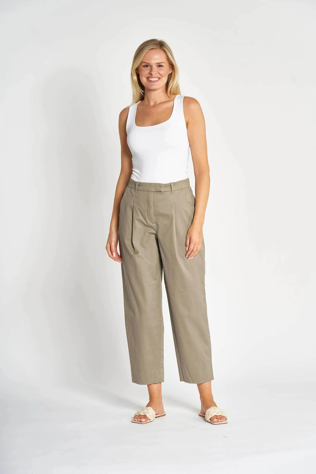 ZHGresa Pant - Zhrill