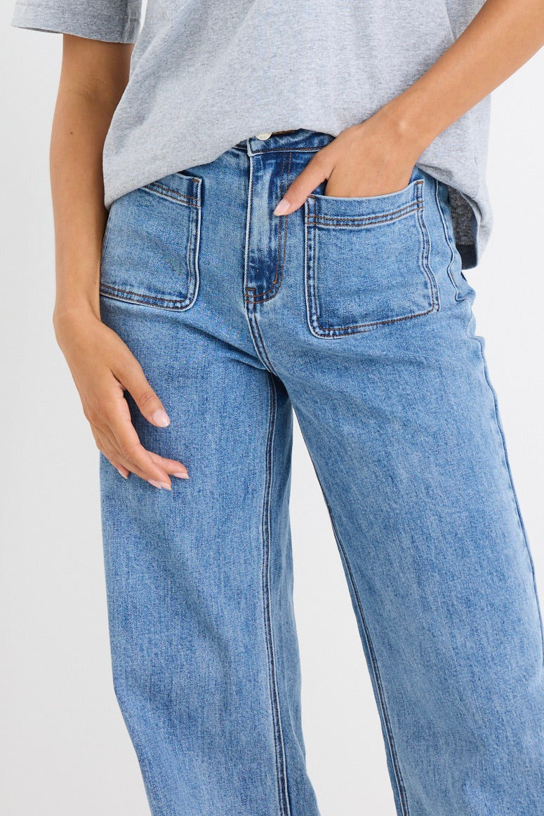 Zoey Signature High Rise Wide Leg Pocket Jean