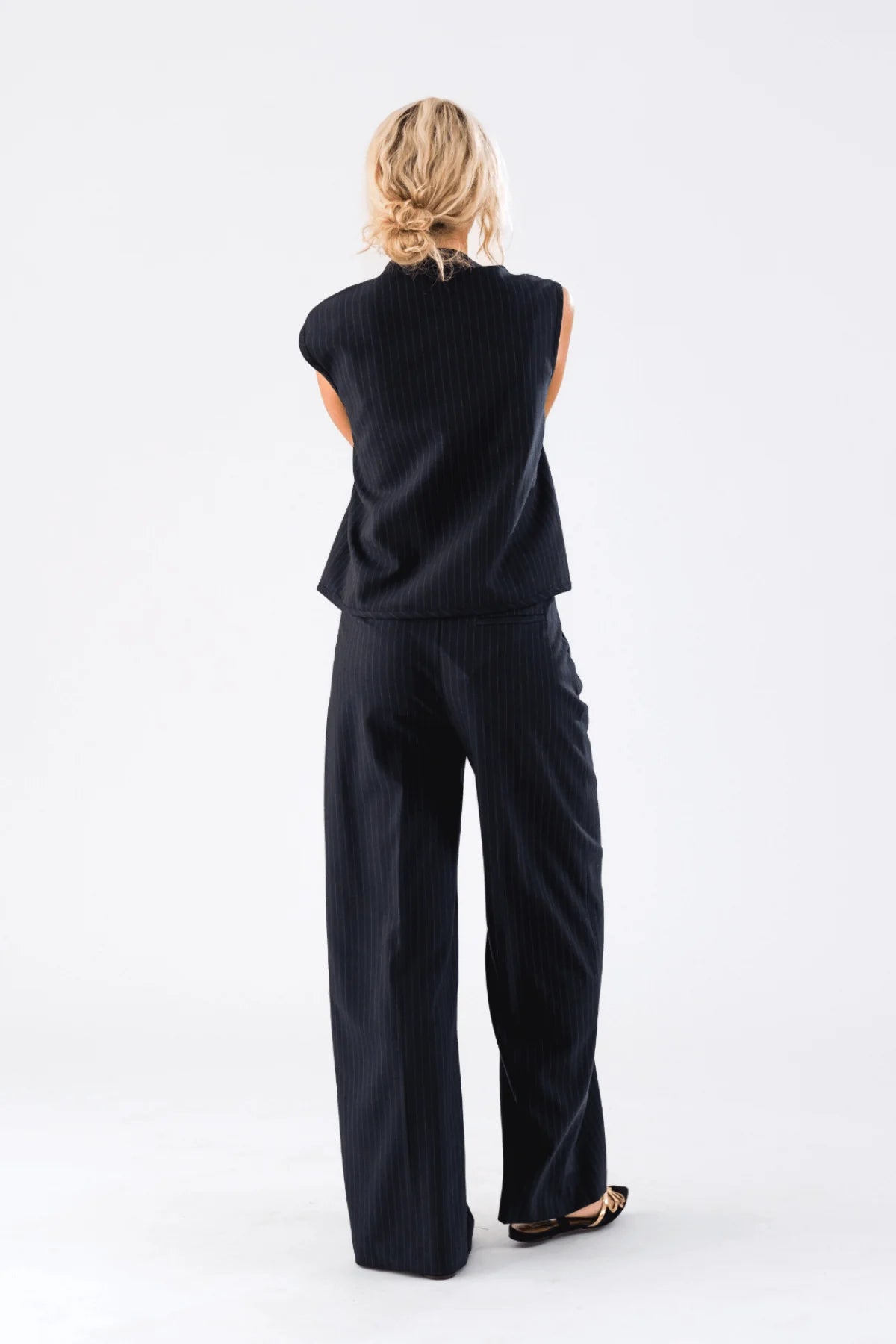 Abbey Vest in Dark Navy