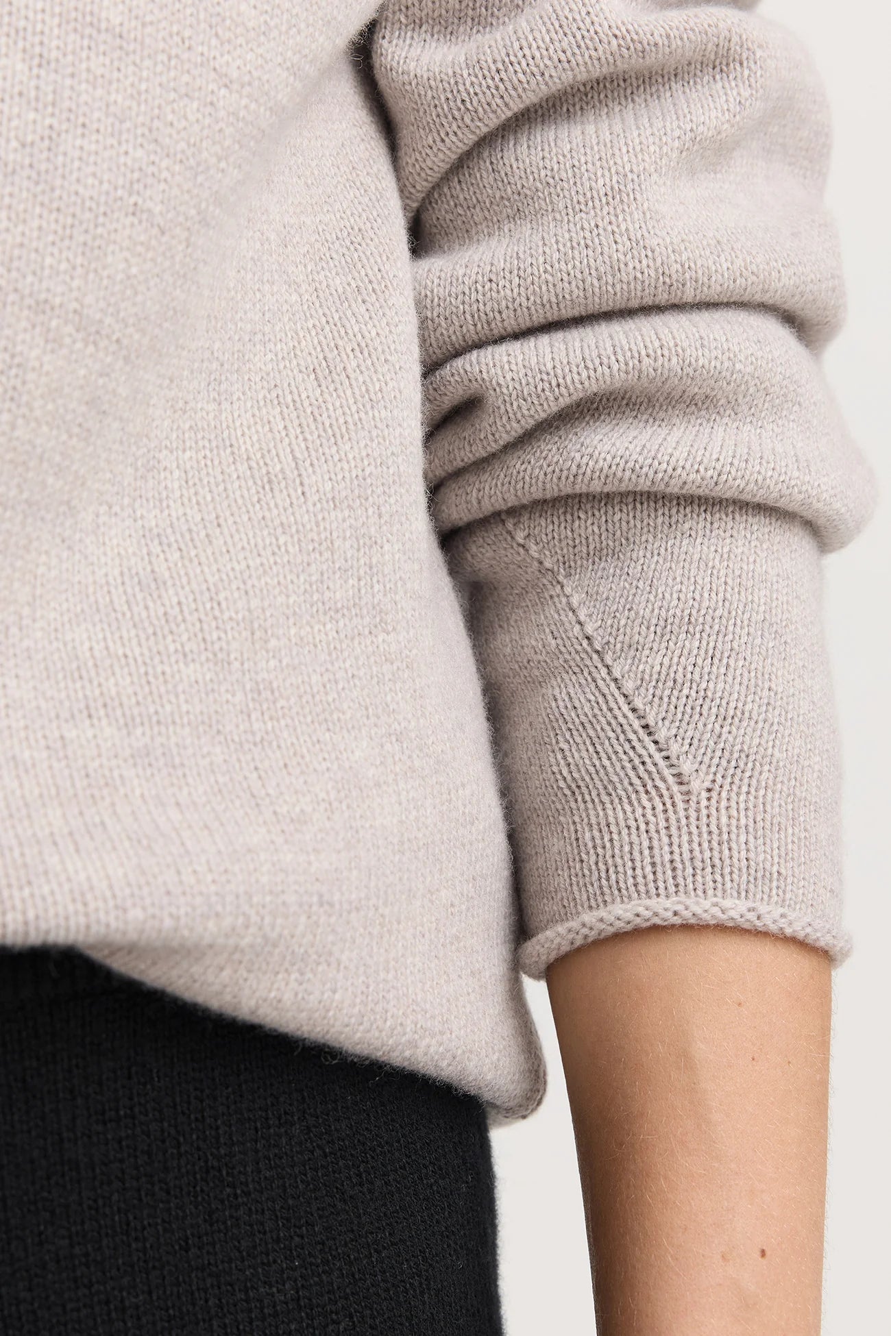 Relaxed Fit Mock Neck in Light Oak