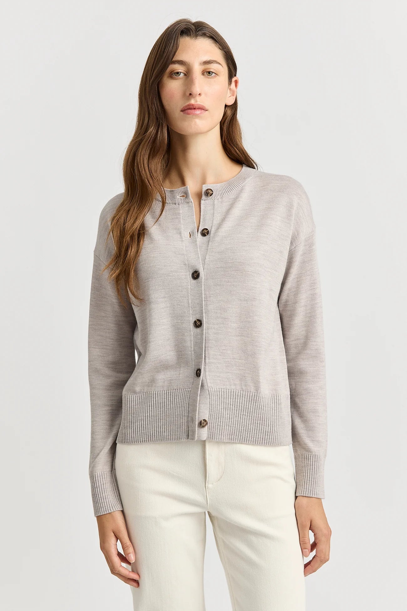 Fine Knit Cardigan in Light Oat
