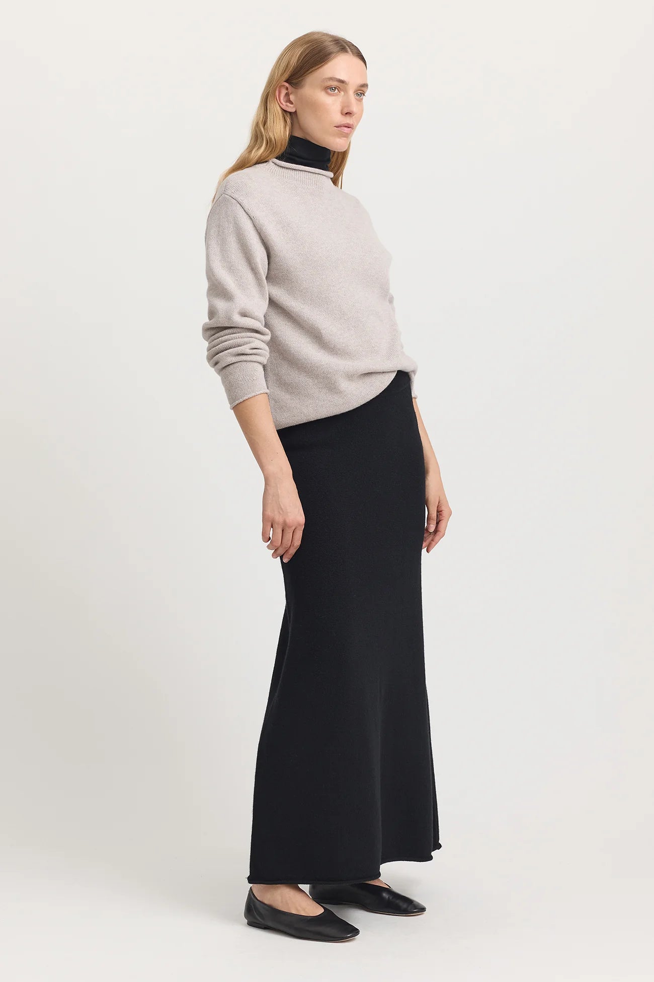 Relaxed Fit Mock Neck in Light Oak