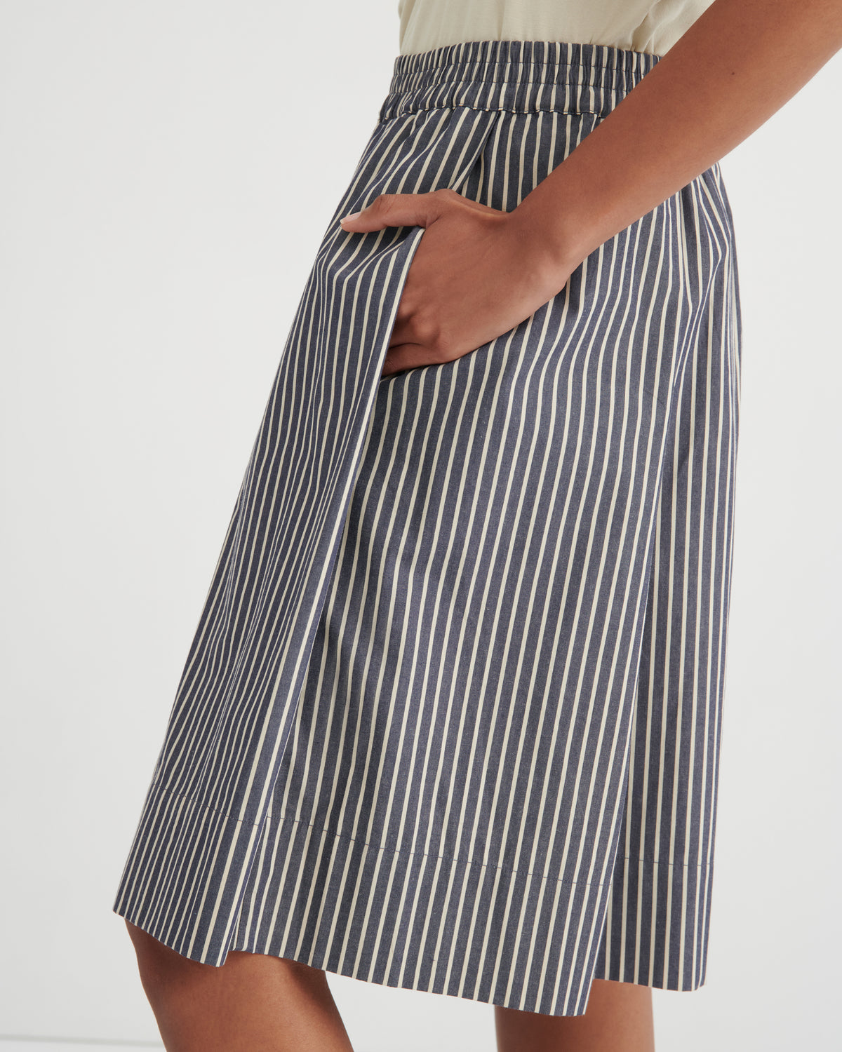 Ray Shorts - KOWTOW
