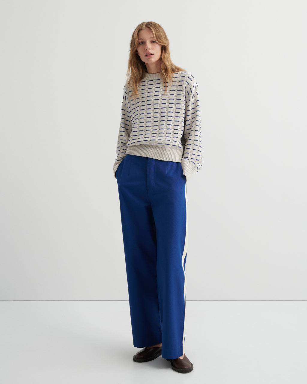 Thread jumper Kowtow