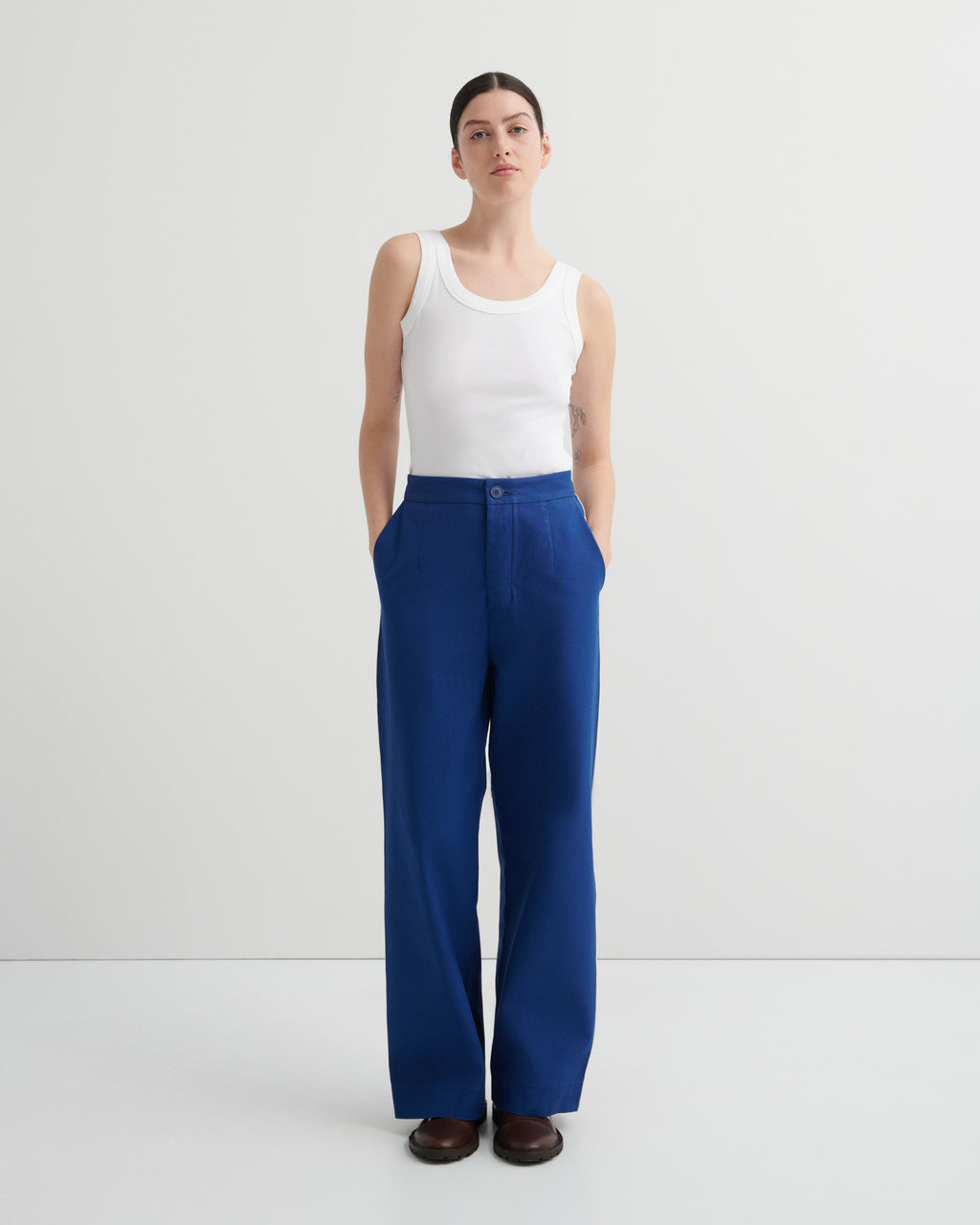 Tux Pant kowtow
