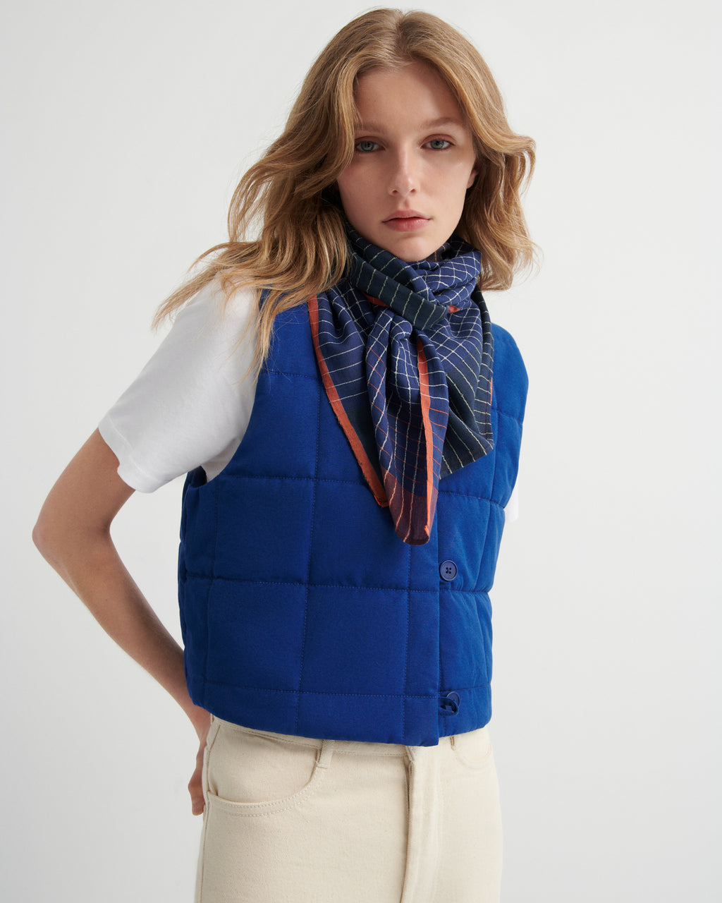 Studio Vest Kowtow